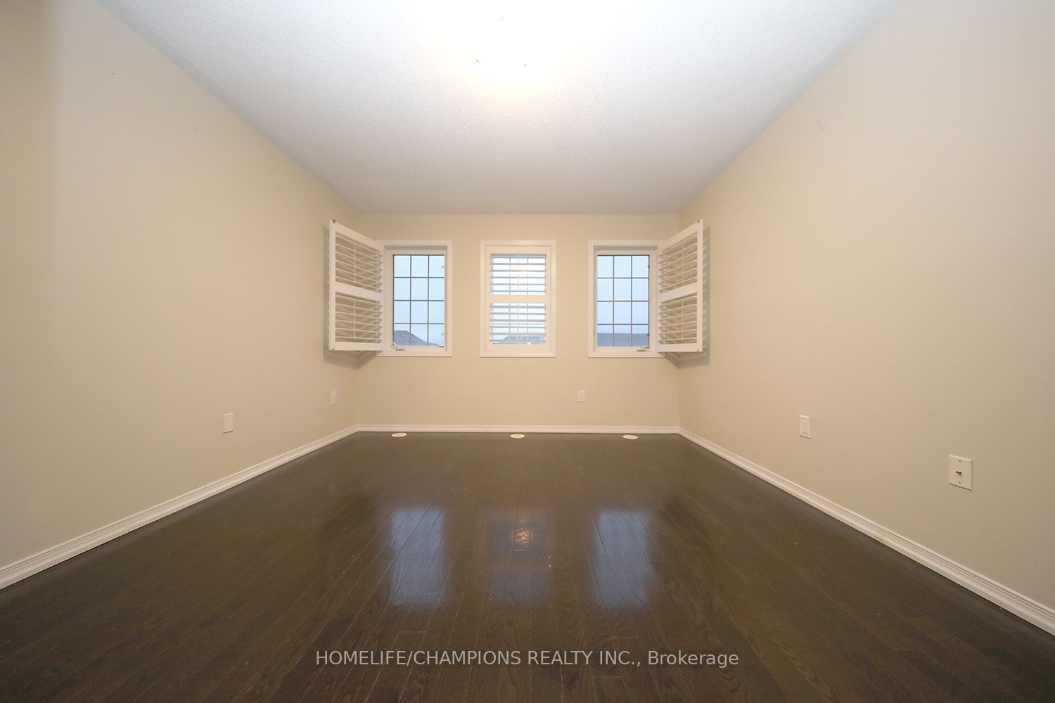 11 Valliere Dr