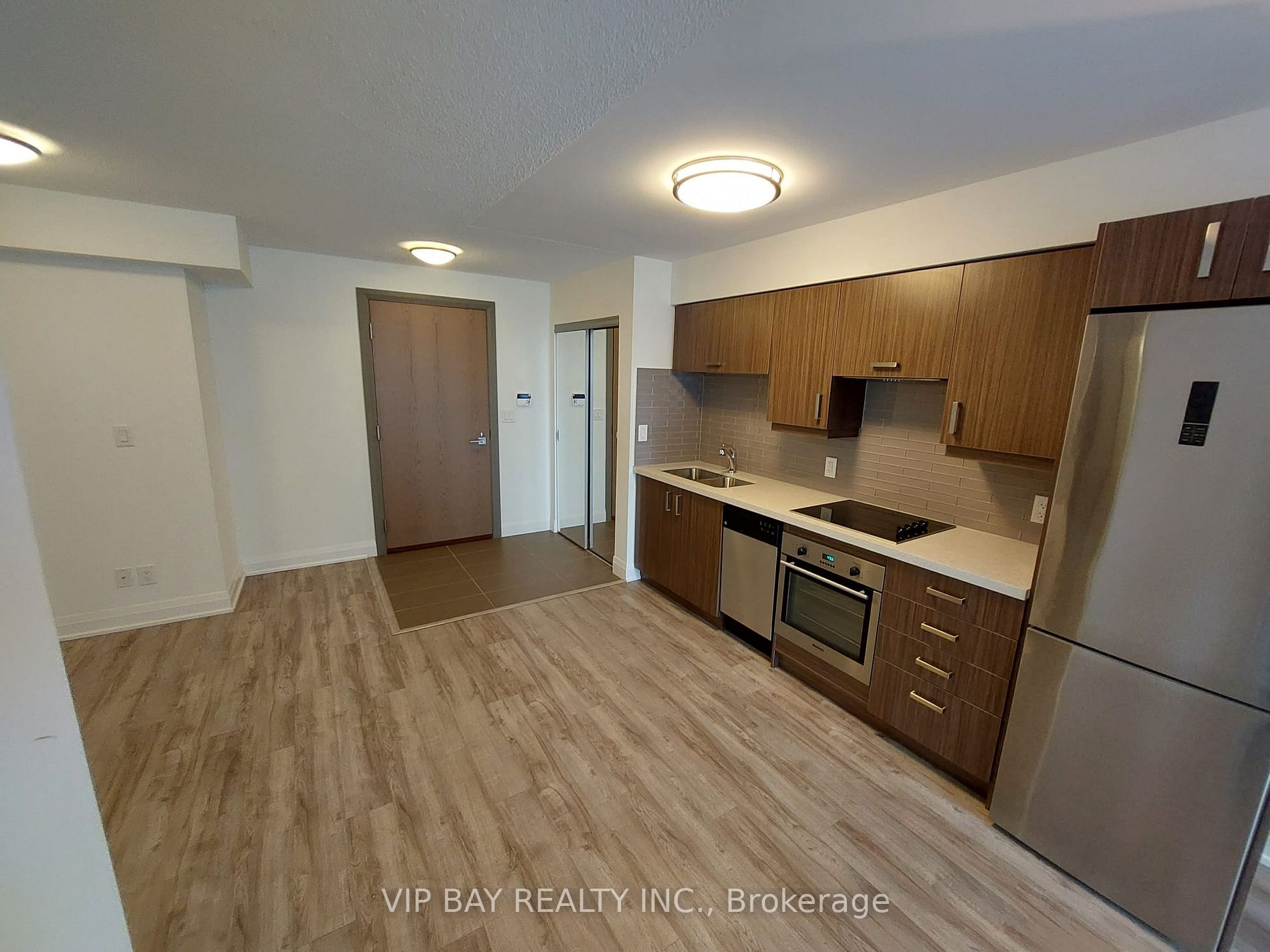 18 Uptown Dr, #1103