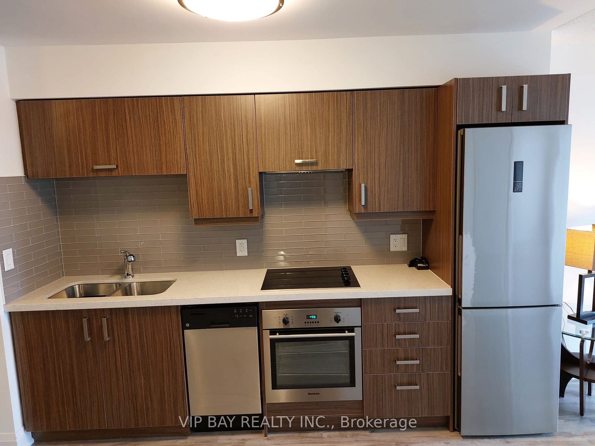 18 Uptown Dr, #1103