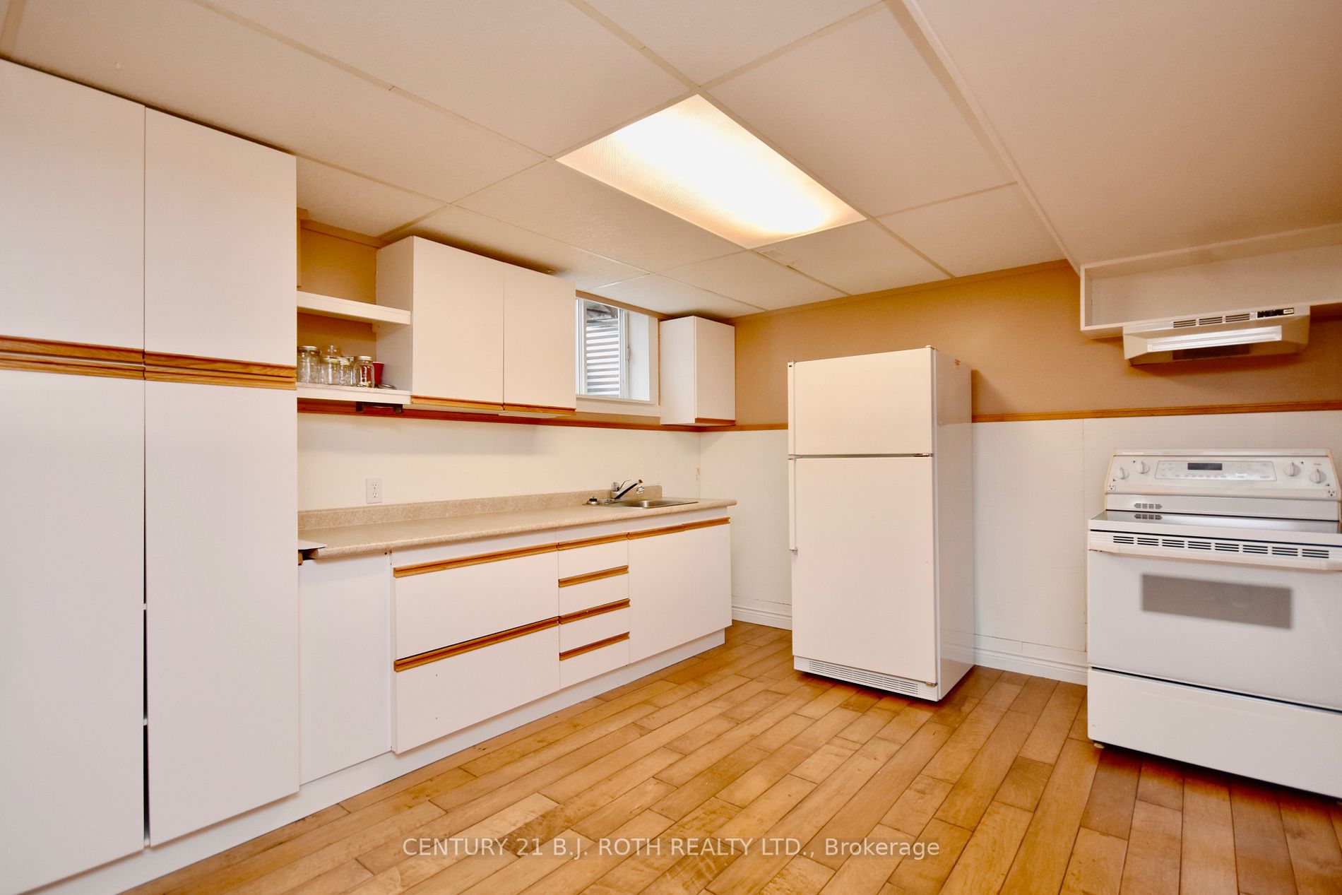 22 Pineview Tr