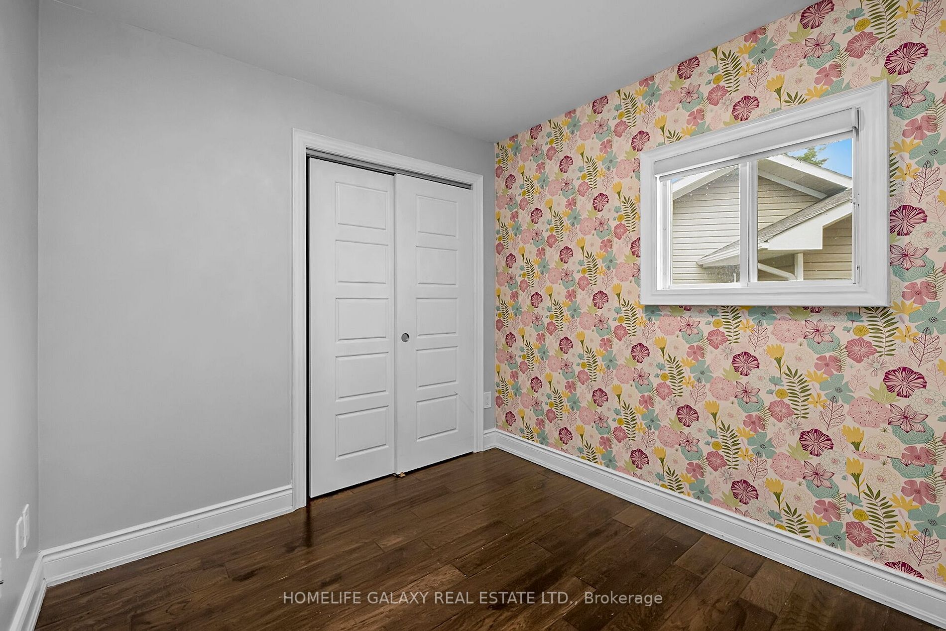 2049 Kate Ave