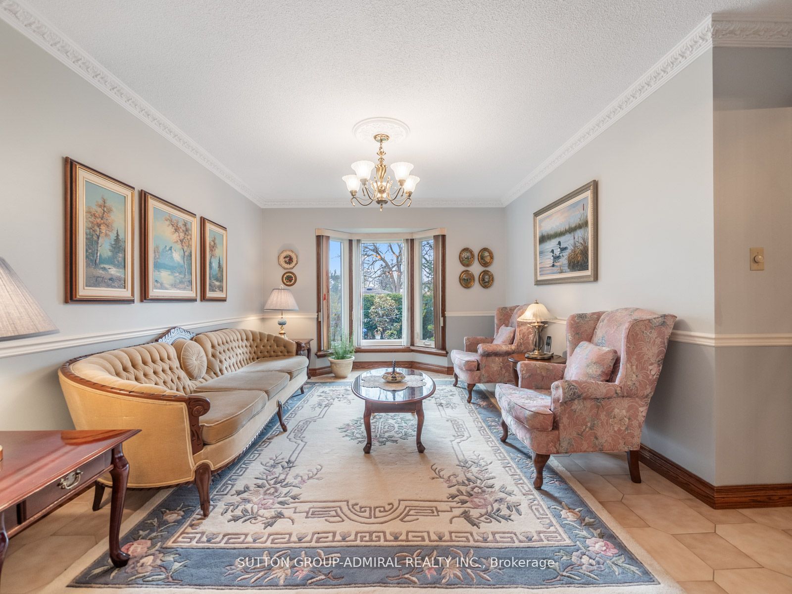 84 Pearson Ave