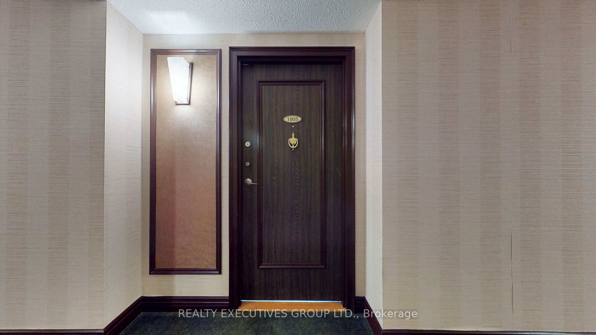 8111 Yonge St, #1805