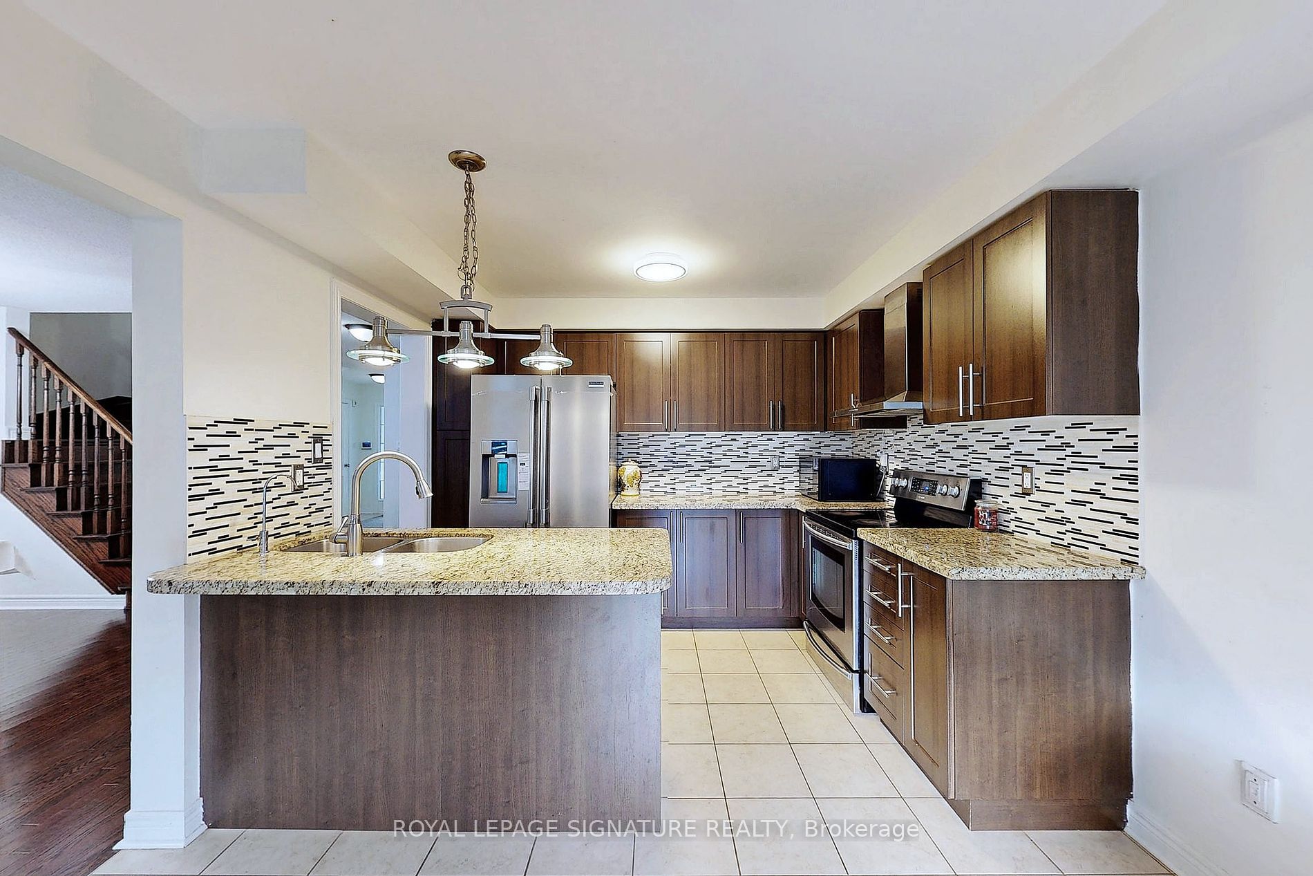 115 Blue Dasher Blvd