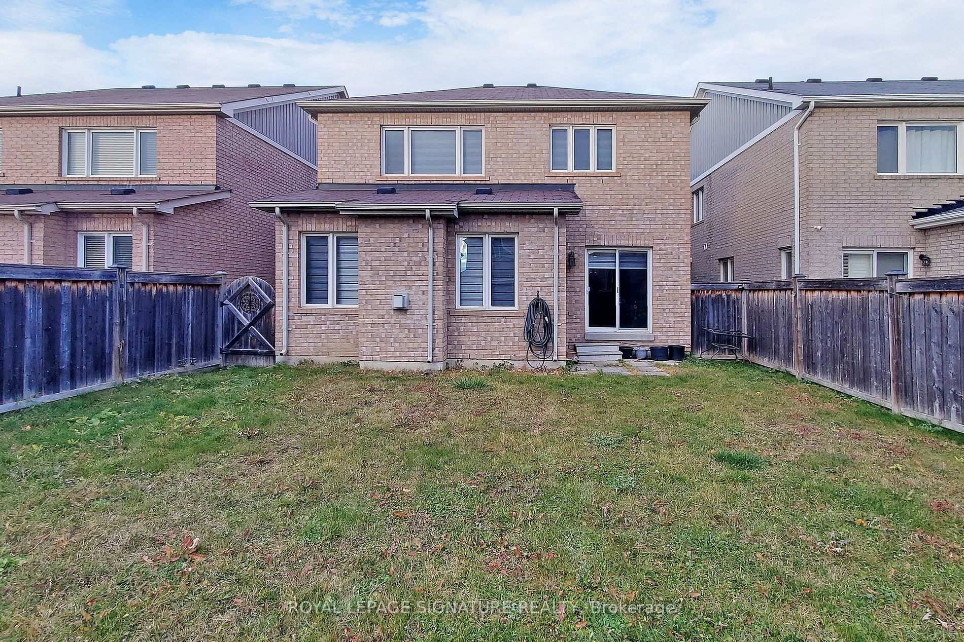 115 Blue Dasher Blvd