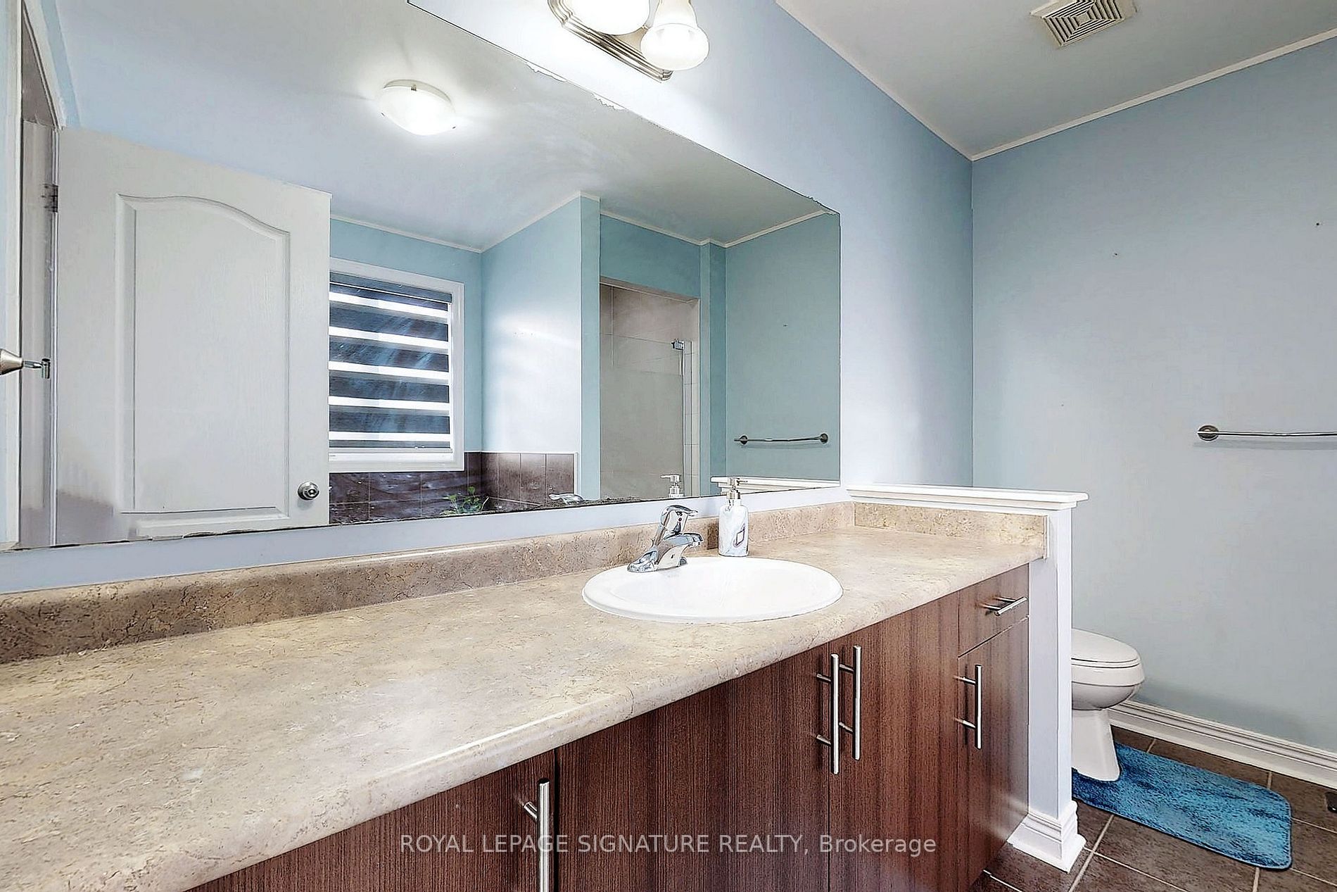 115 Blue Dasher Blvd