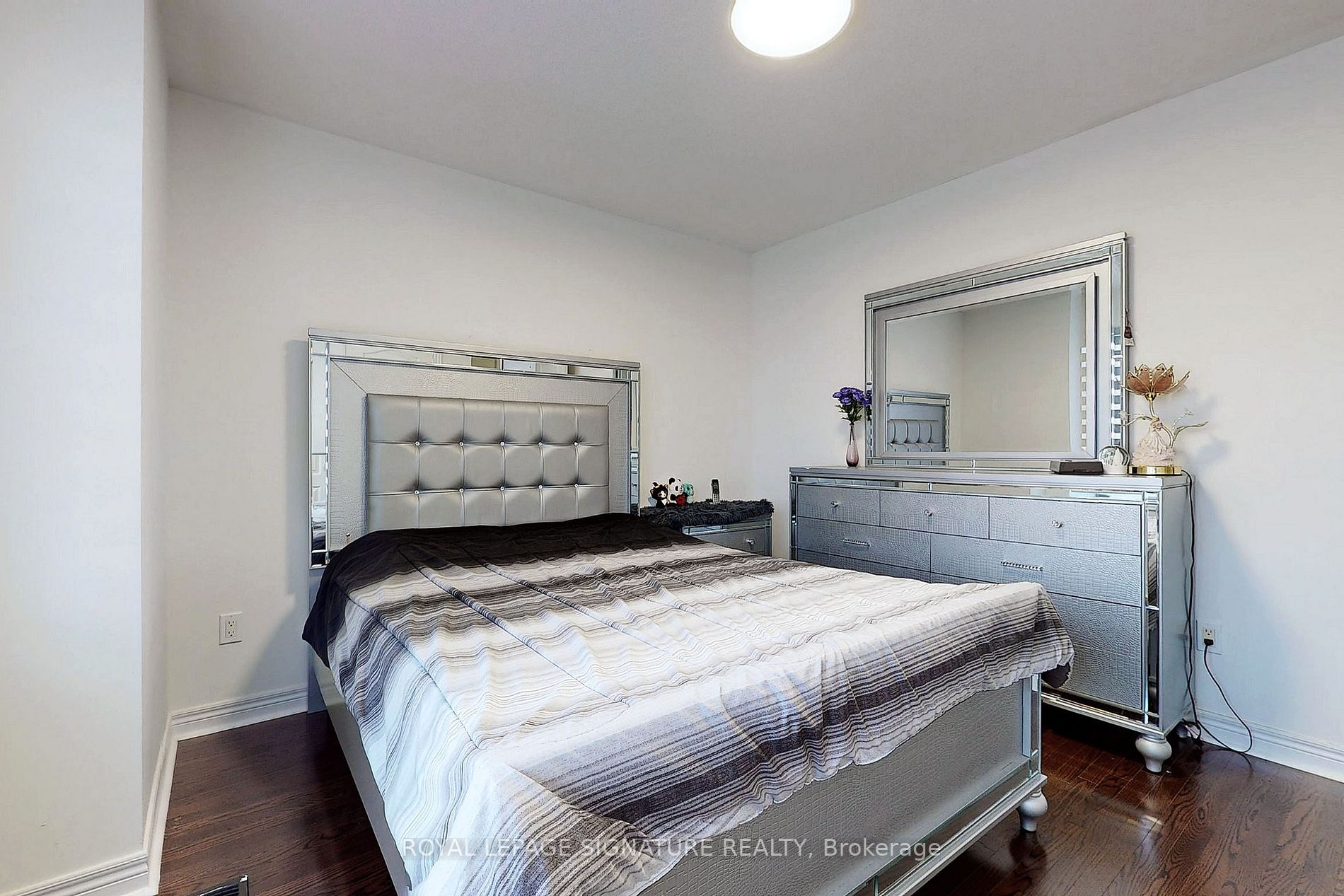 115 Blue Dasher Blvd