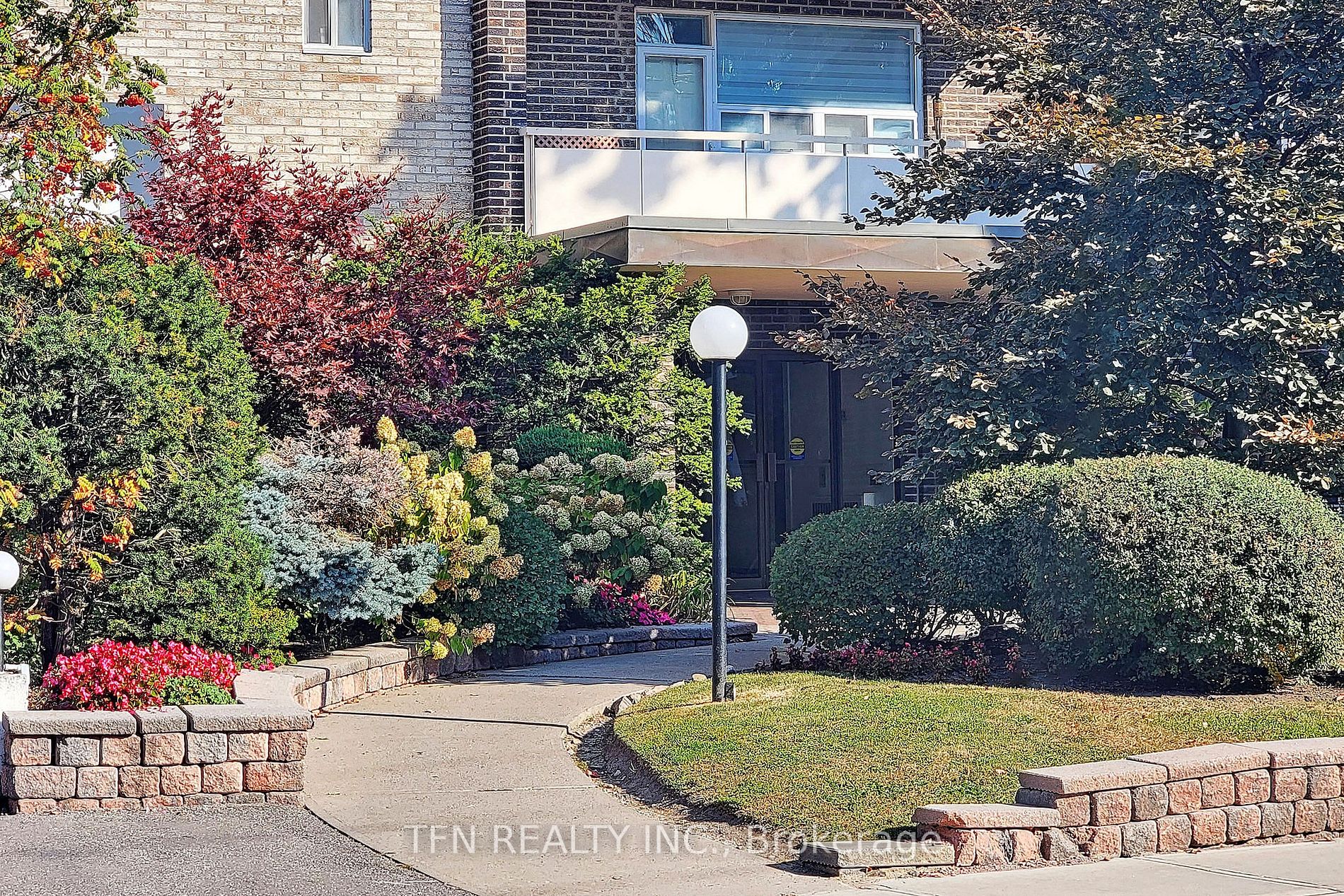 67 Richmond St, #301