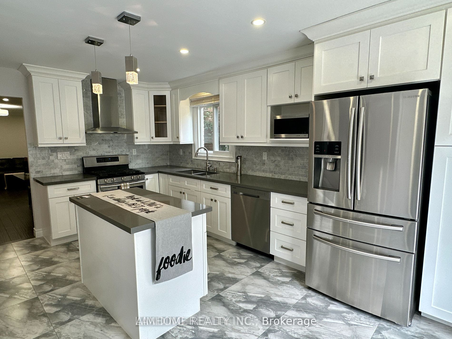 104 Beck Dr