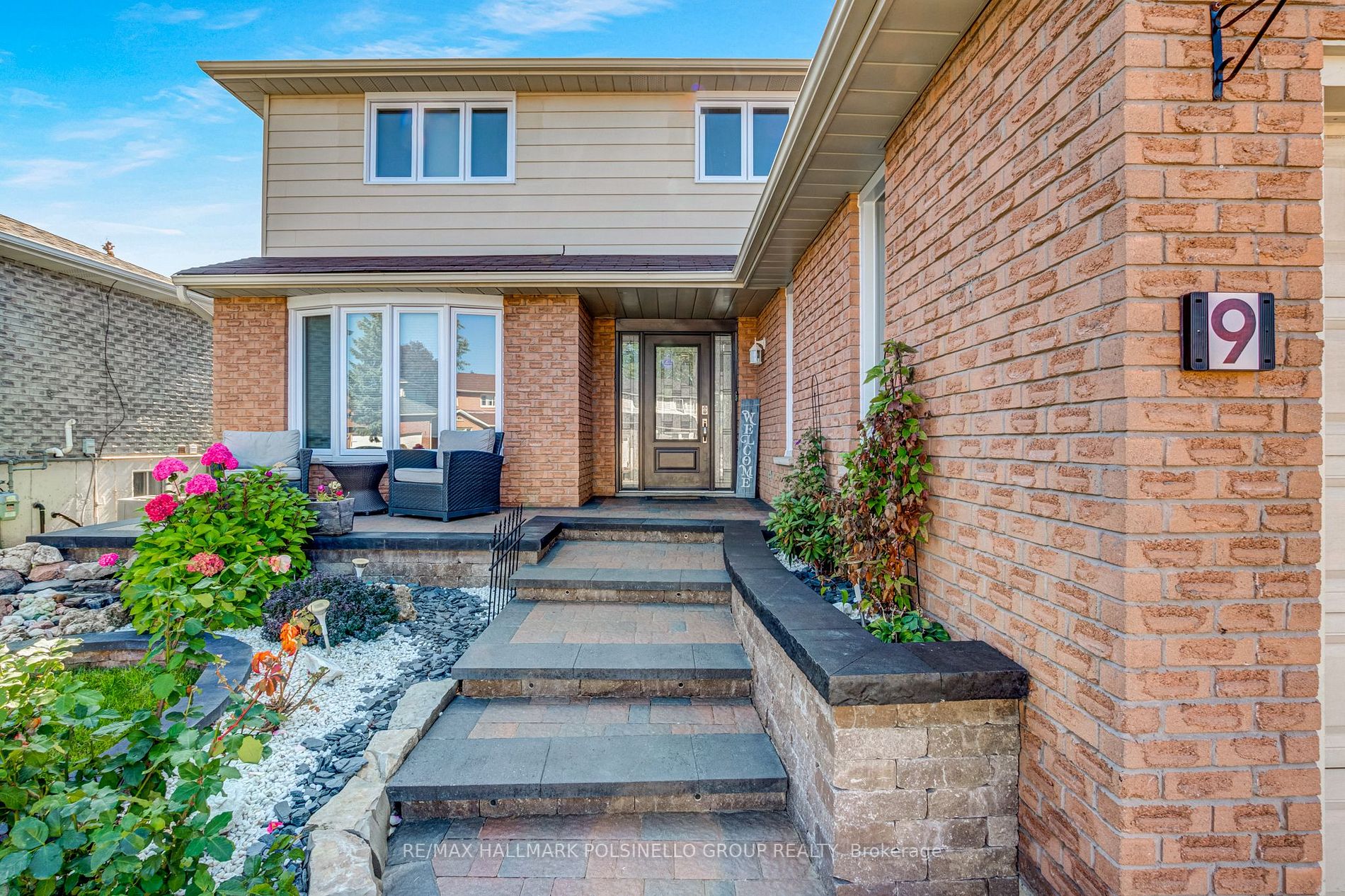 9 Castille Cres