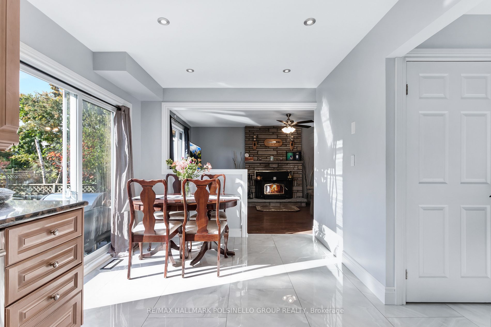 9 Castille Cres