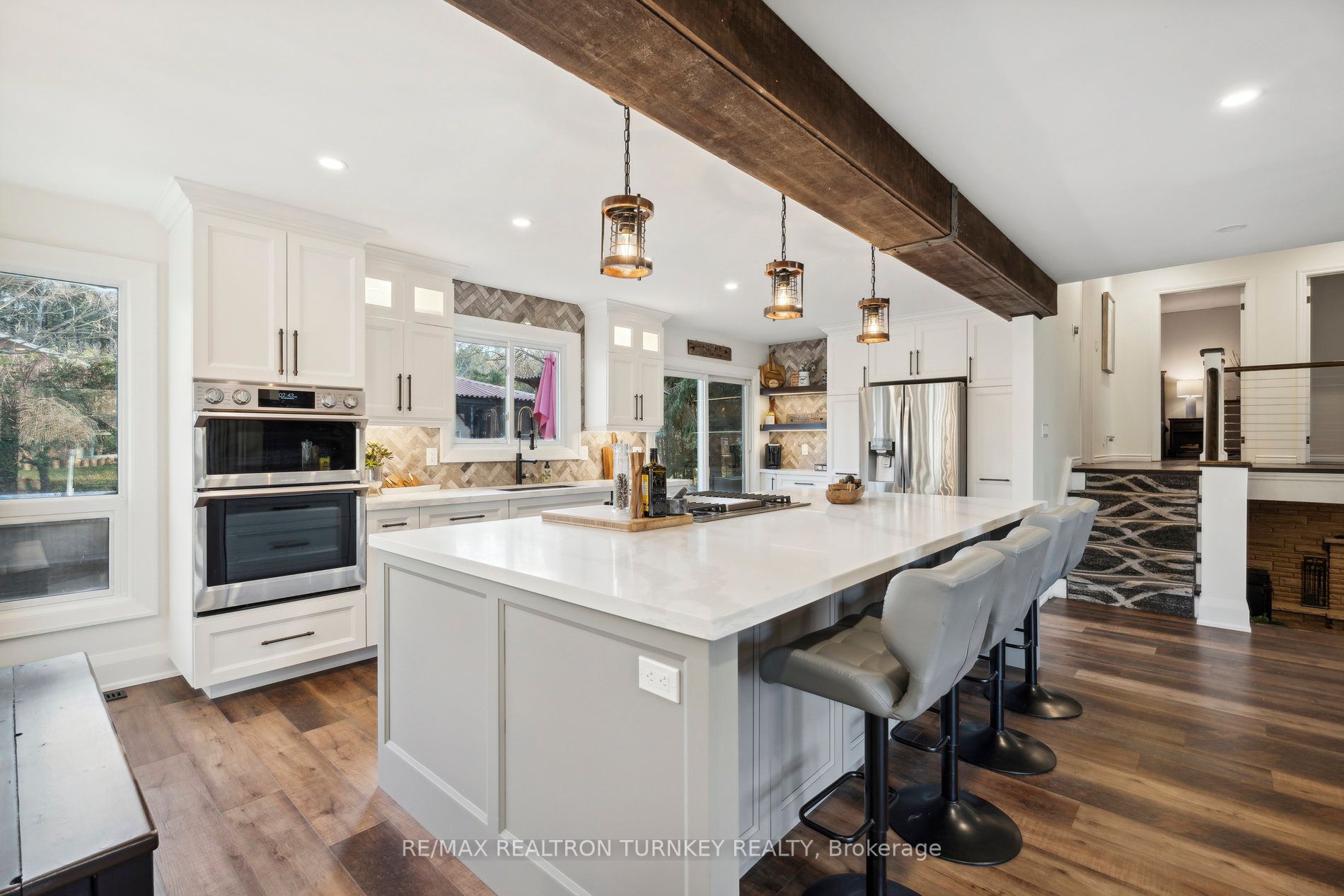 11 Wright Dr