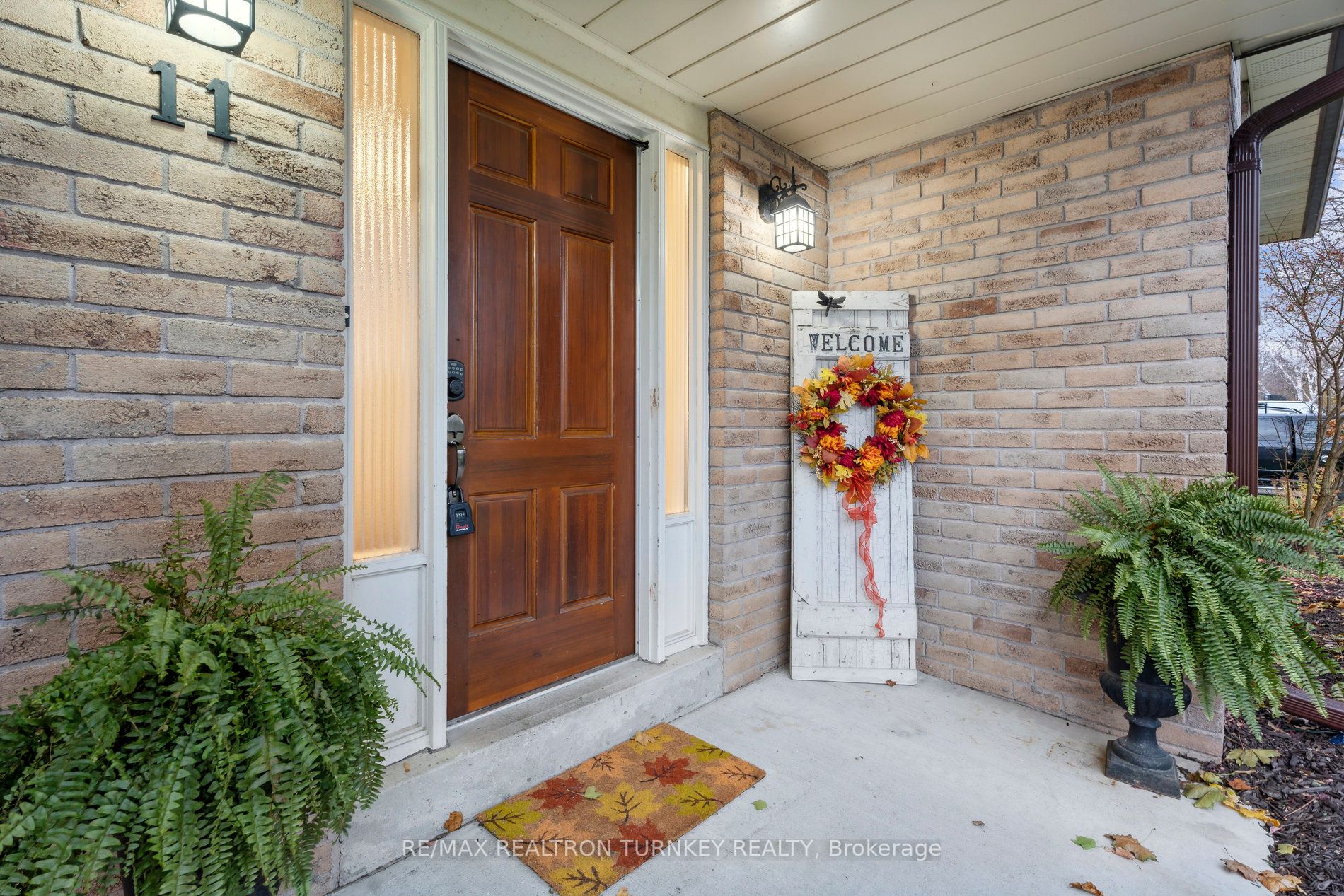 11 Wright Dr