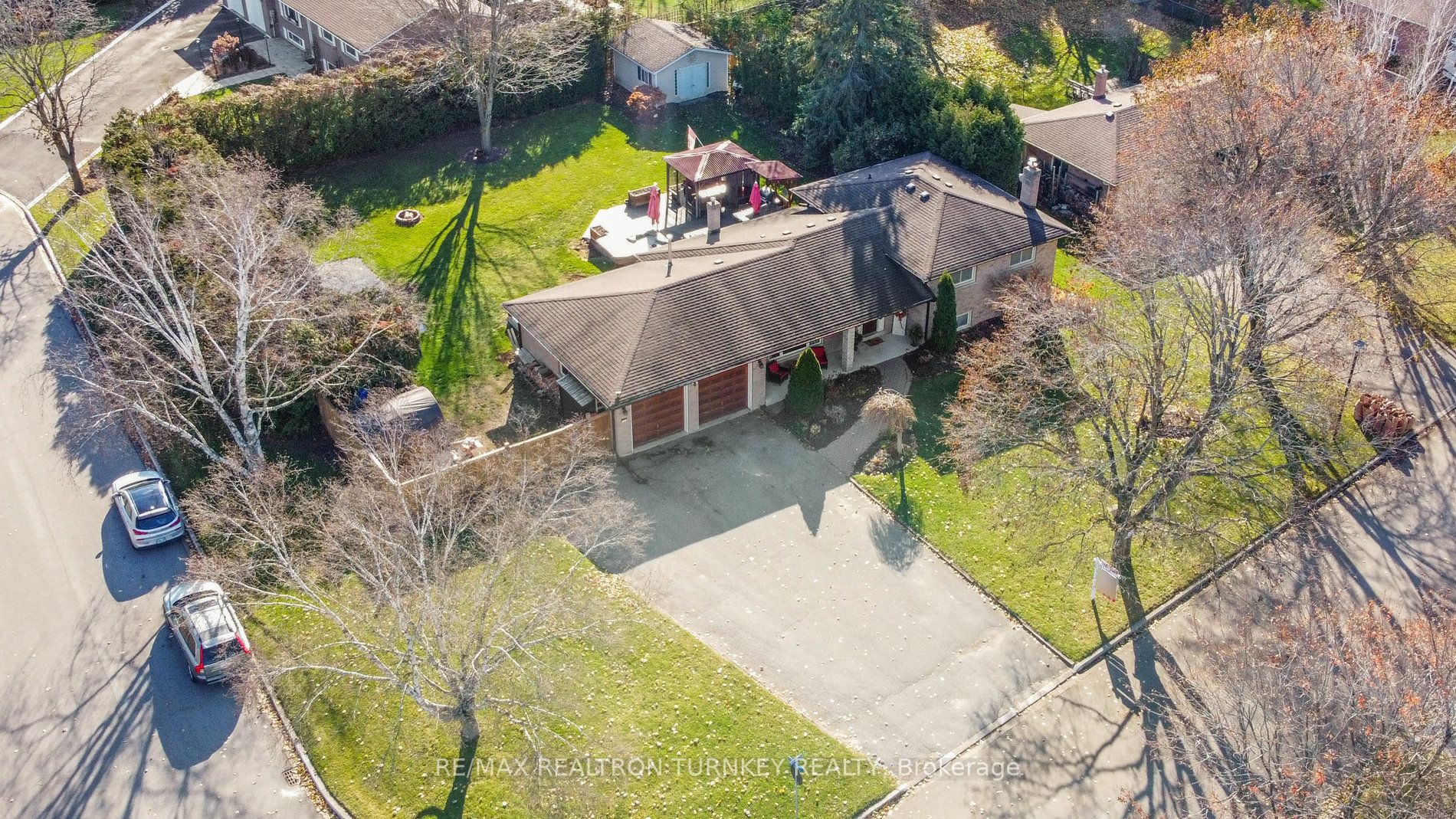11 Wright Dr
