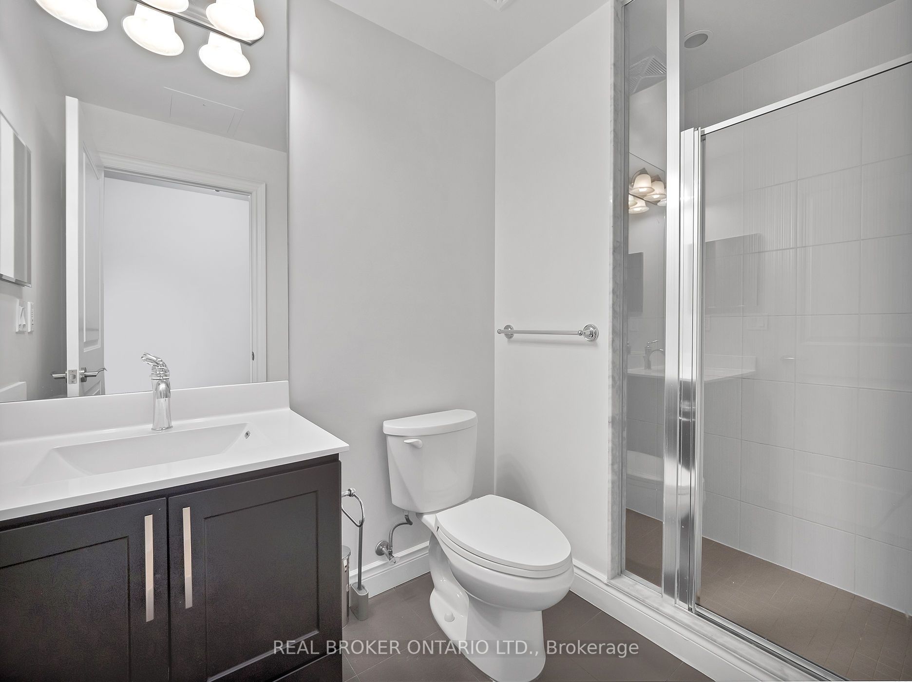 89 South Town Centre Blvd, #601