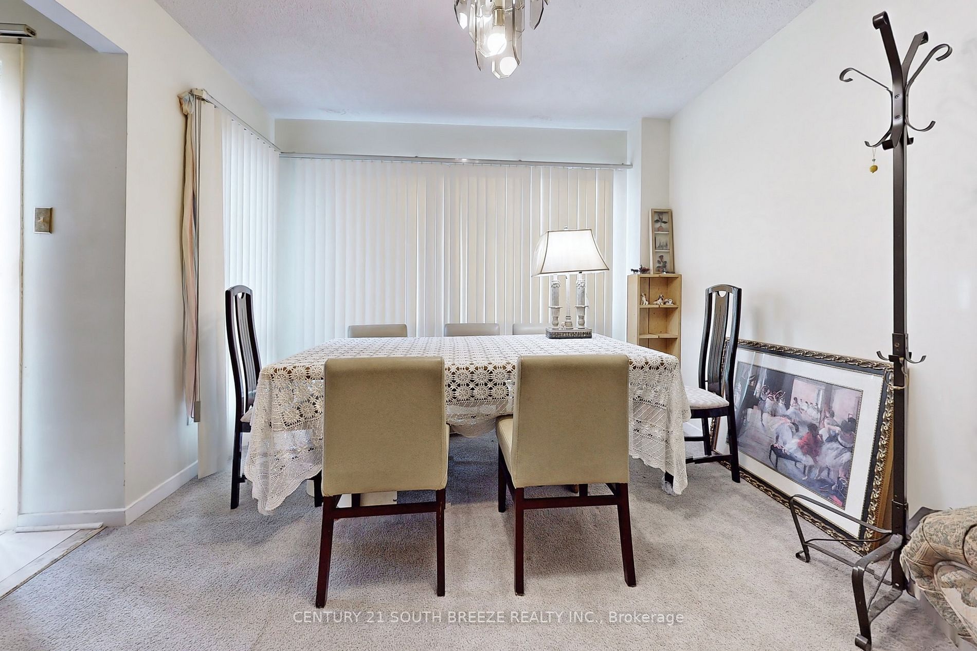 18 Joanna Cres