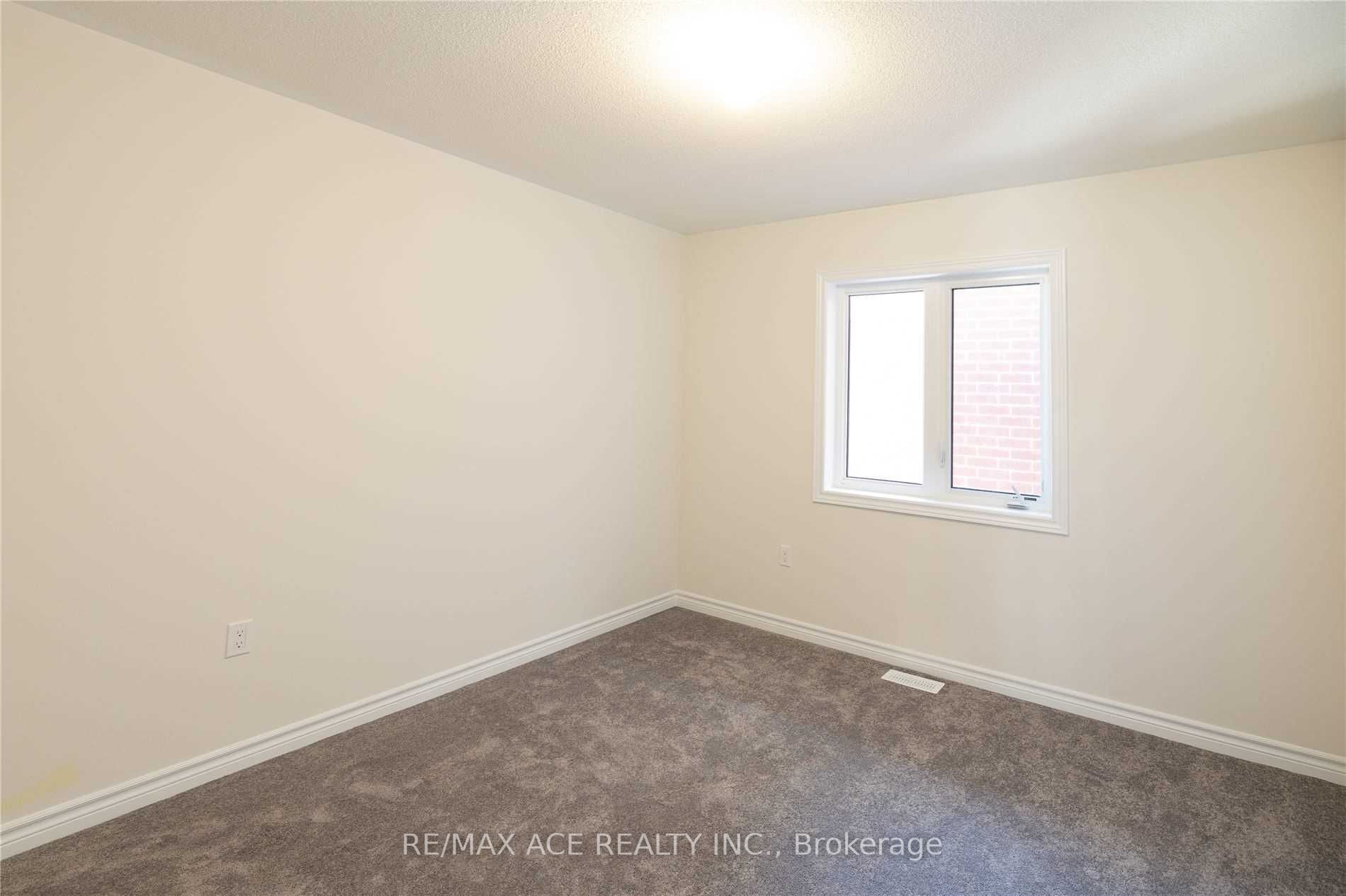 47 Strathgreen Lane