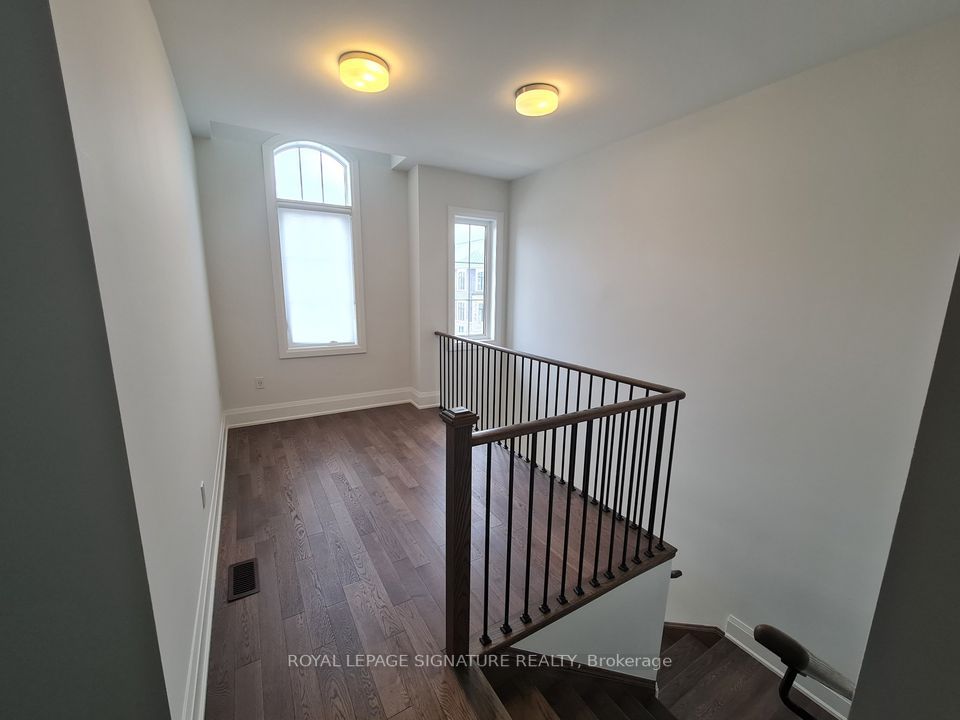 563 Kleinburg Summit Way, #Upper