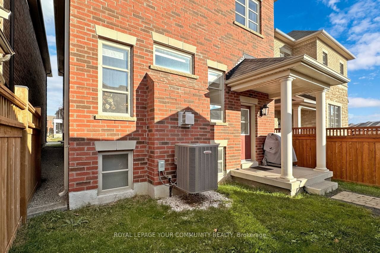 155 Paradelle Dr