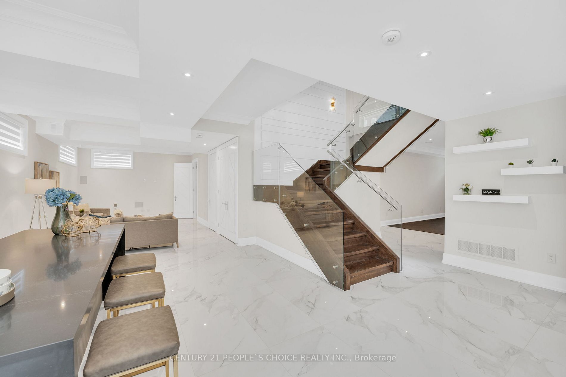 113 Hawman Ave