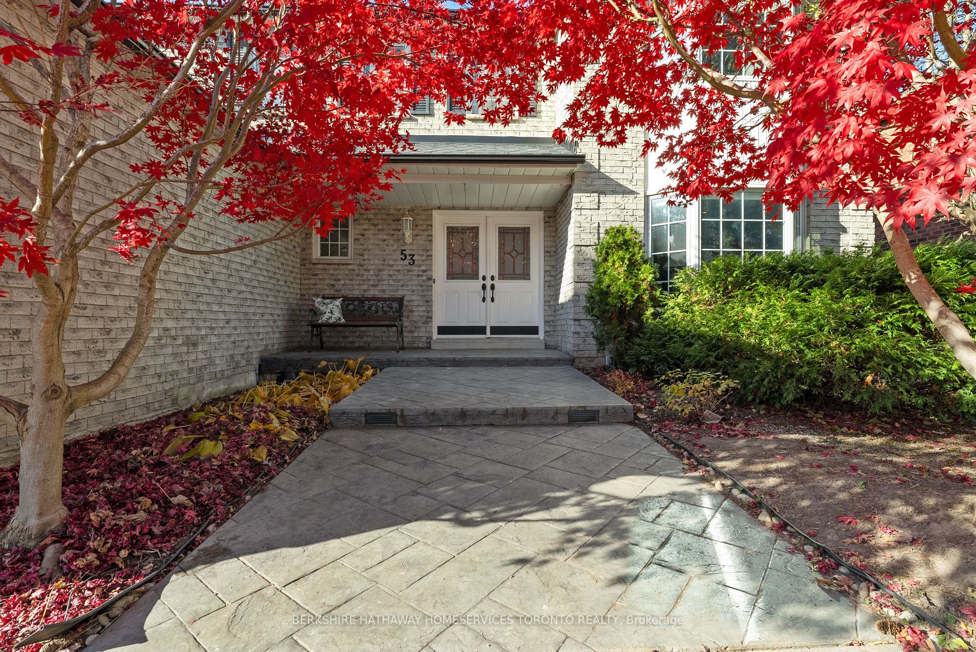53 Harmony Hill Cres
