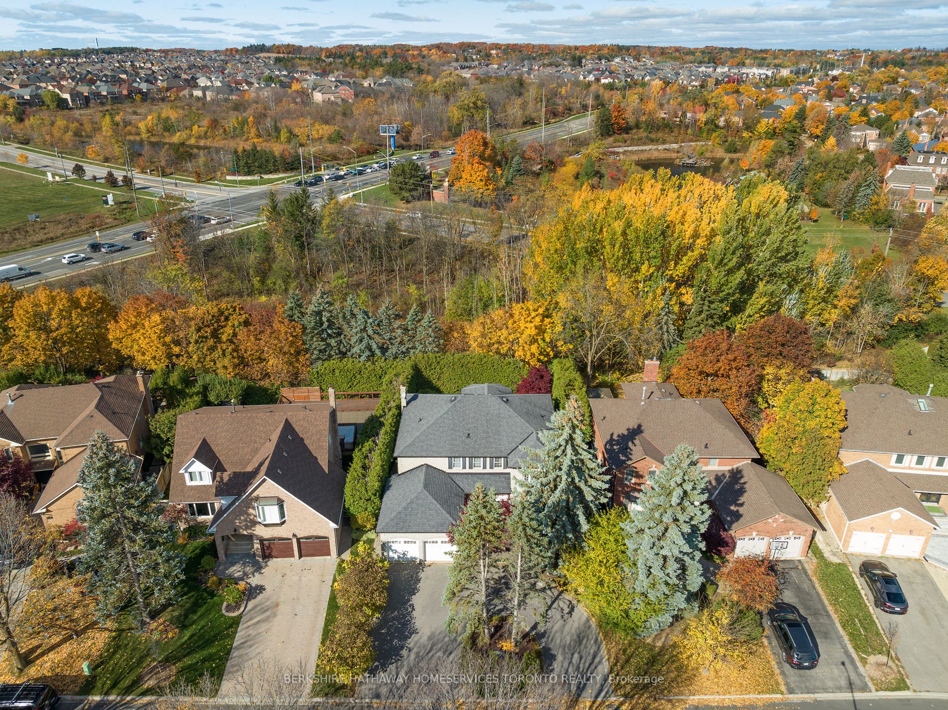 53 Harmony Hill Cres