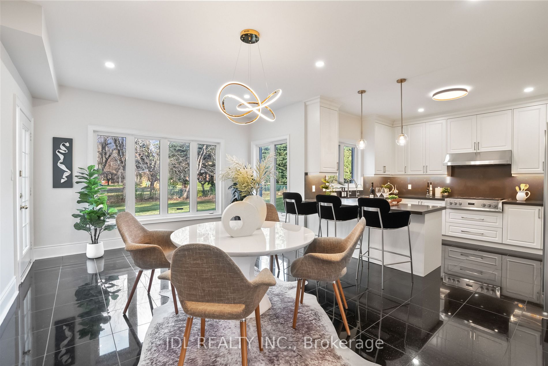 16 Chiavatti Dr