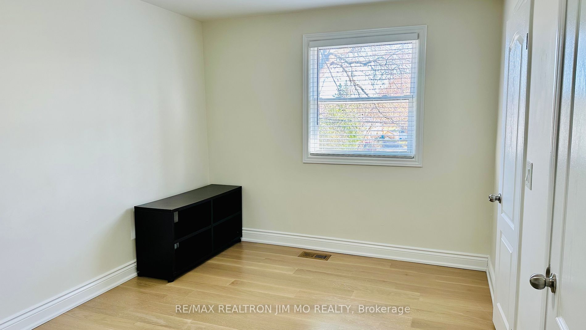 90 Boothbay Cres, #Upper