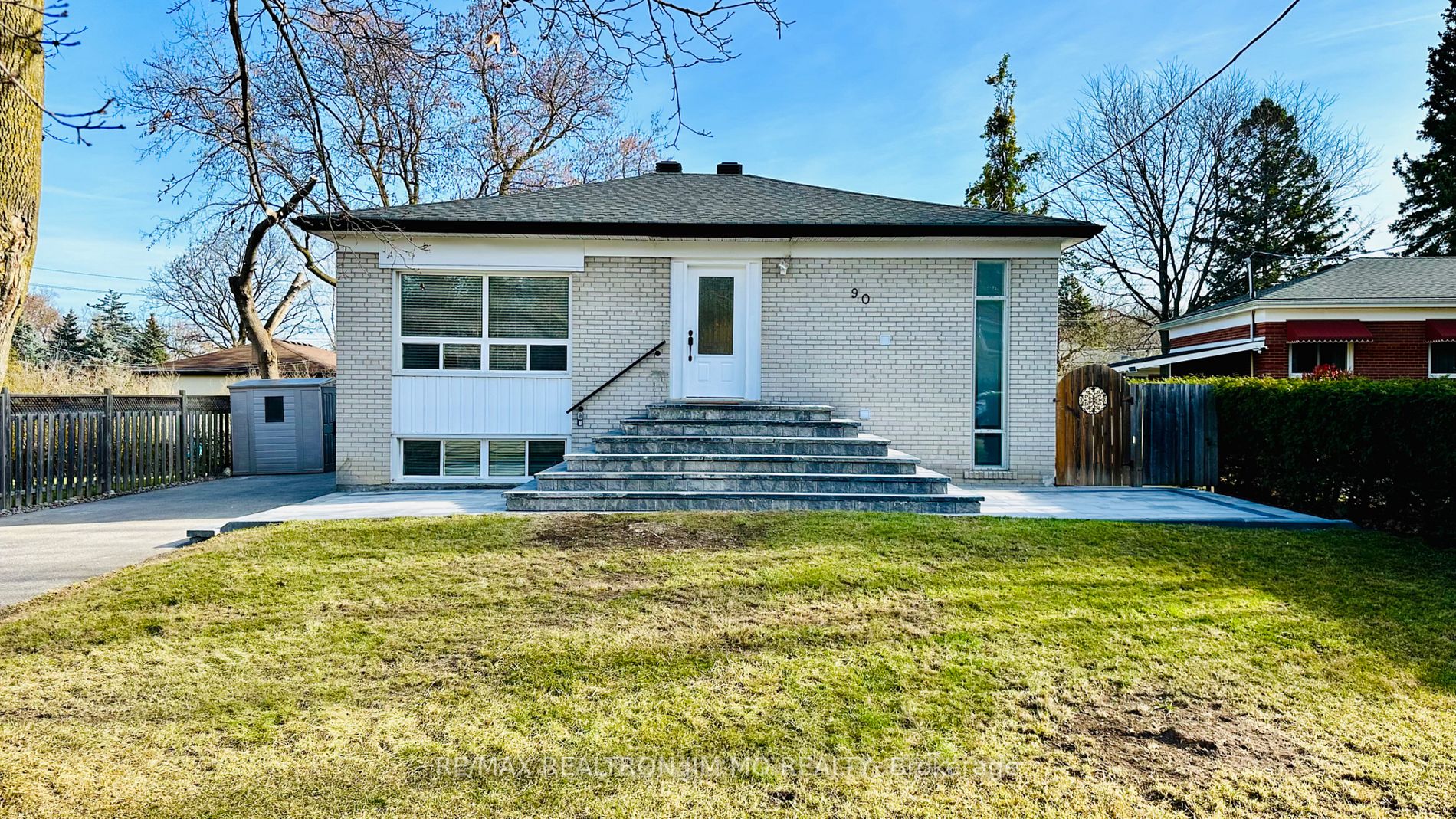 90 Boothbay Cres, #Upper