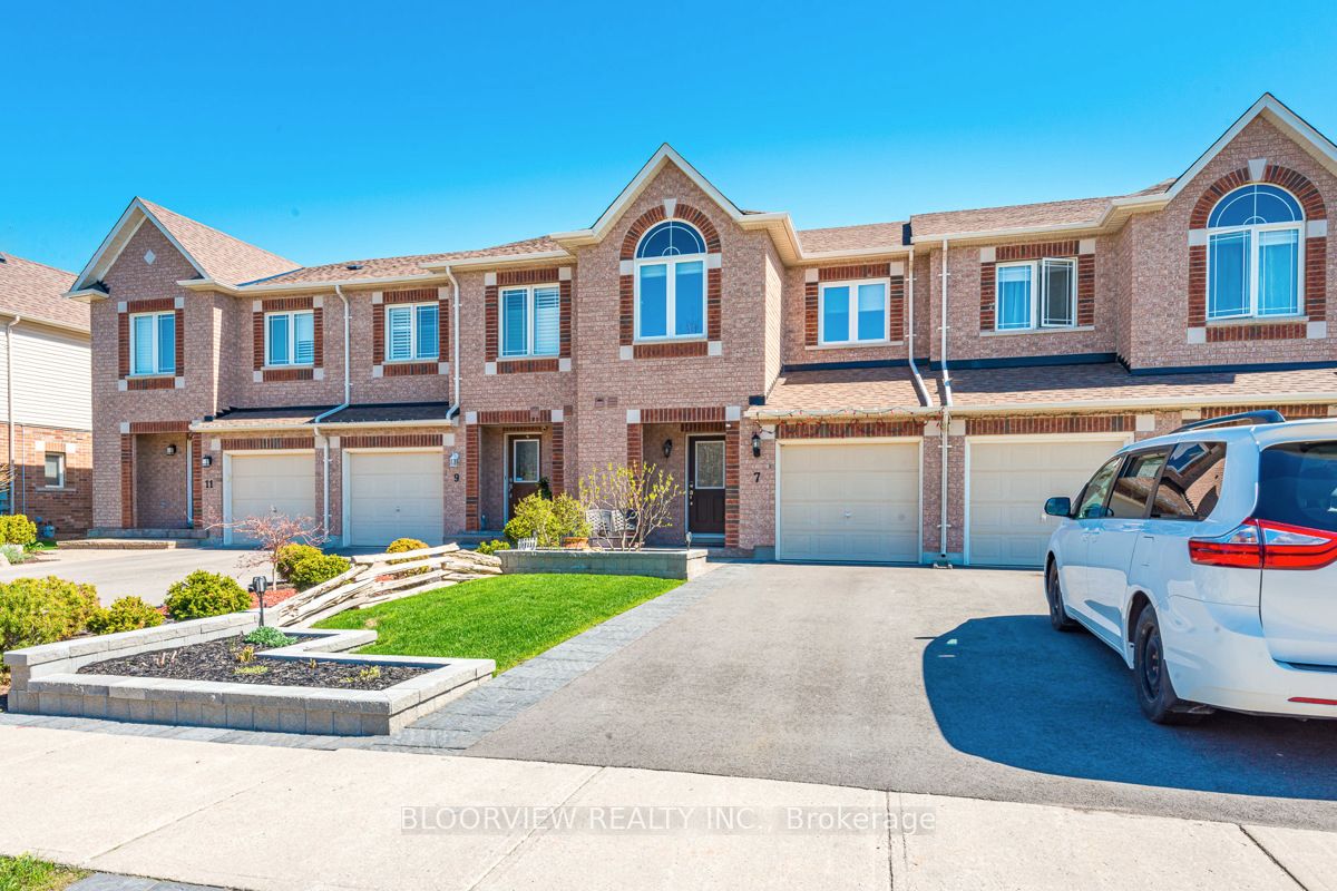 7 Marshview Ave