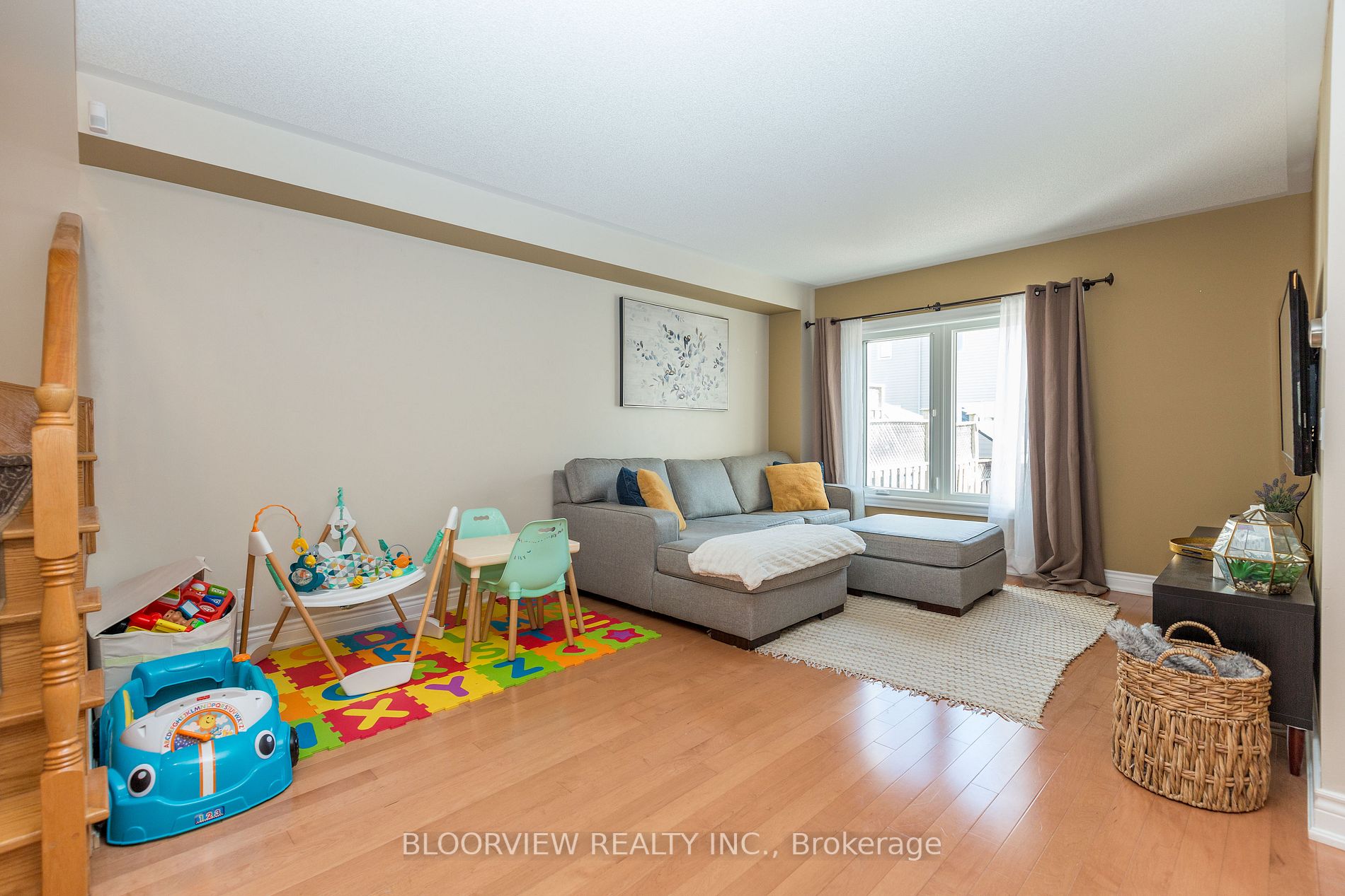 7 Marshview Ave