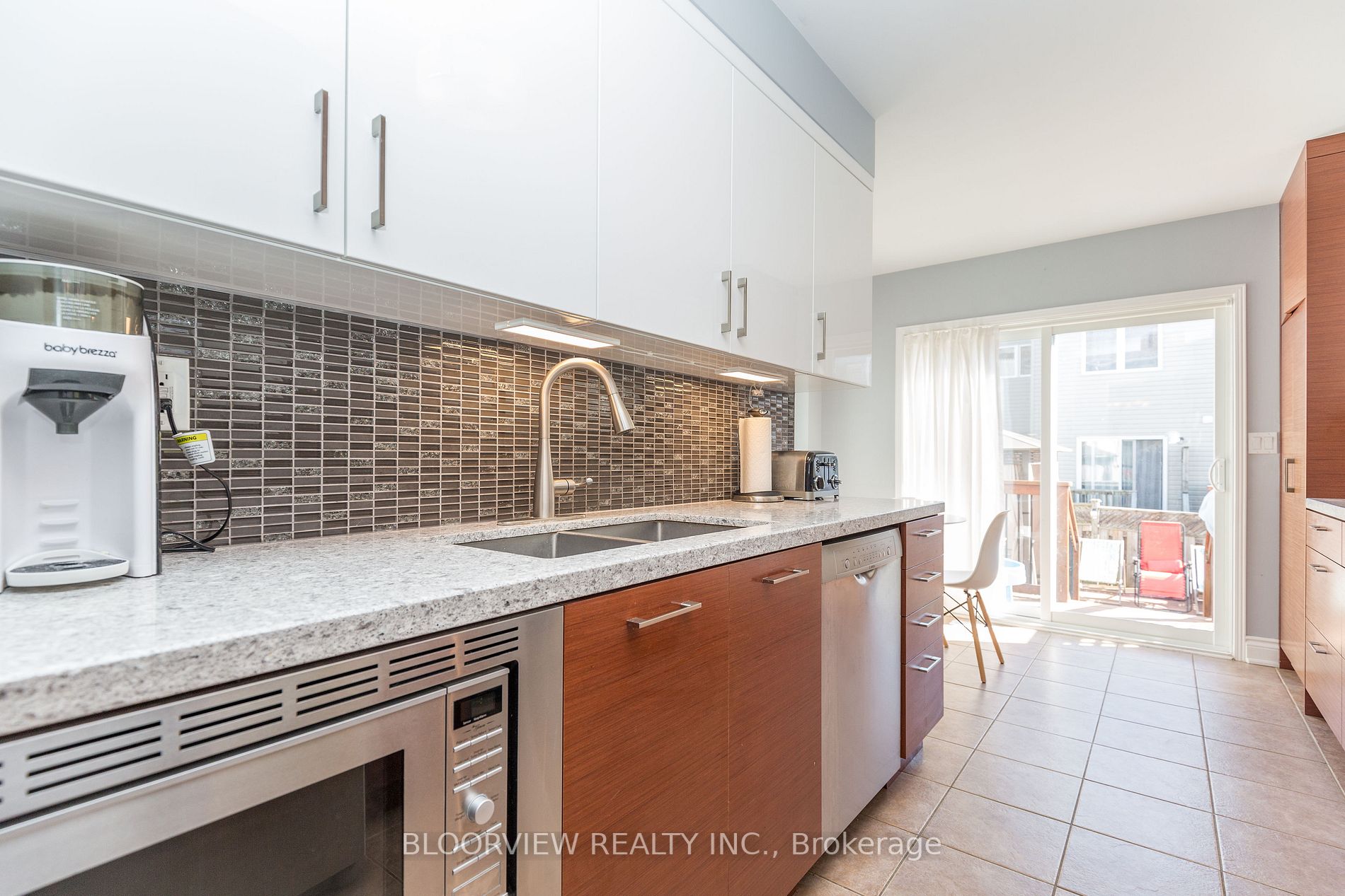 7 Marshview Ave
