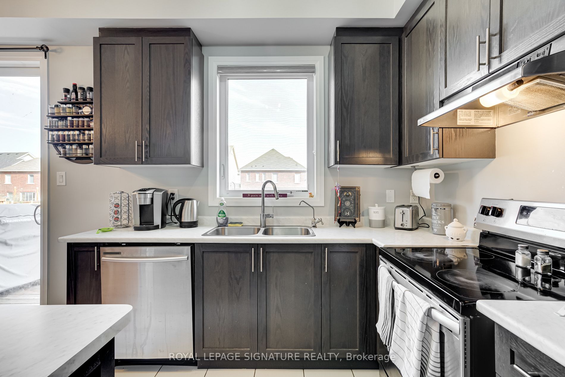 43 Donnan Dr
