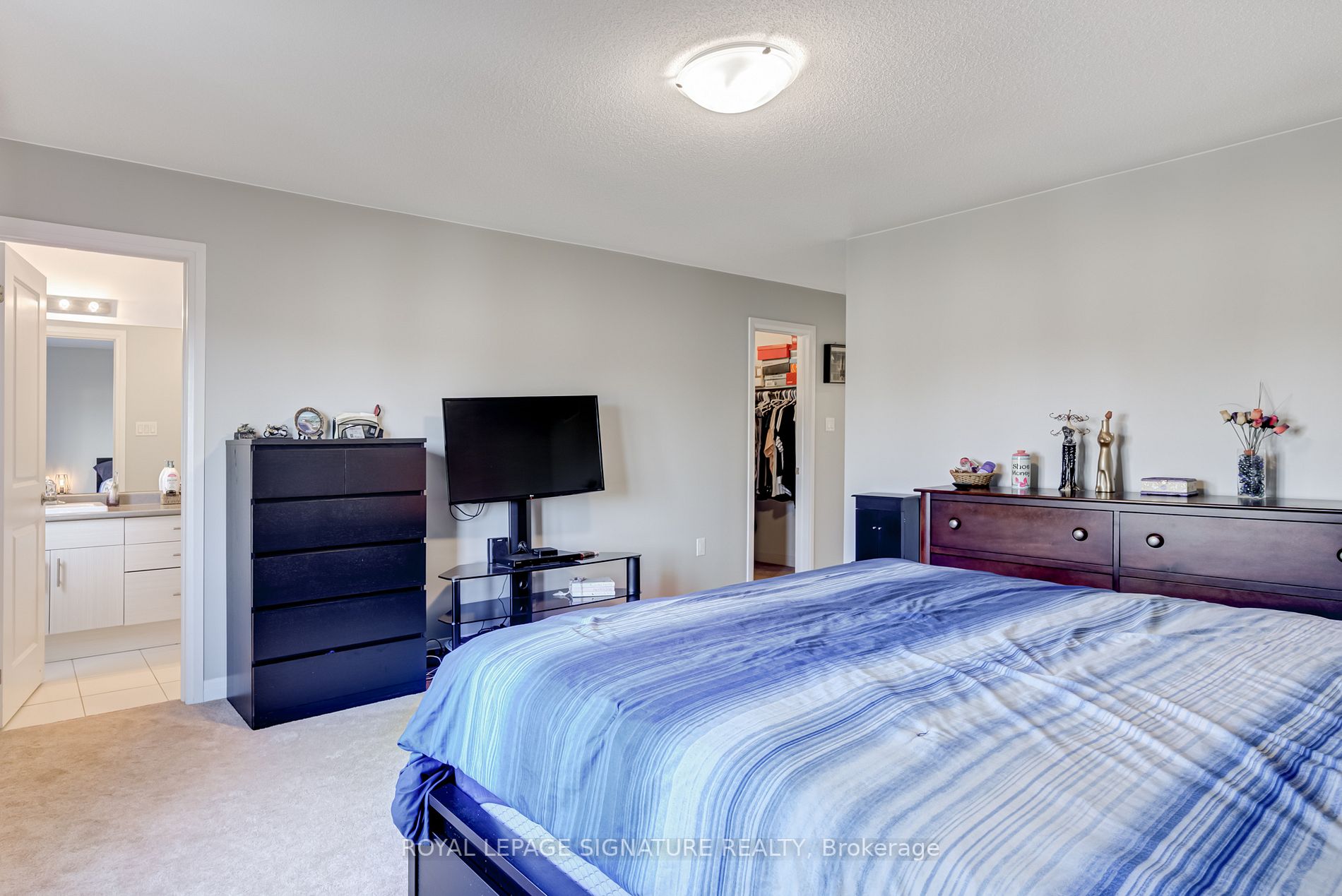 43 Donnan Dr