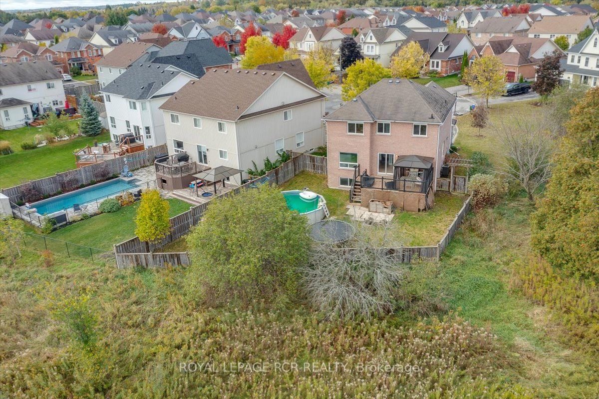 9 Cheltonwood Crt