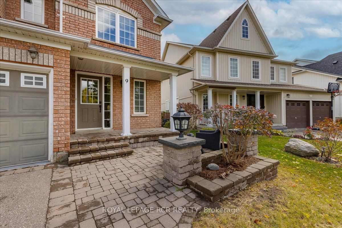 9 Cheltonwood Crt