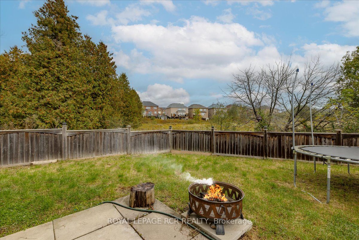 9 Cheltonwood Crt