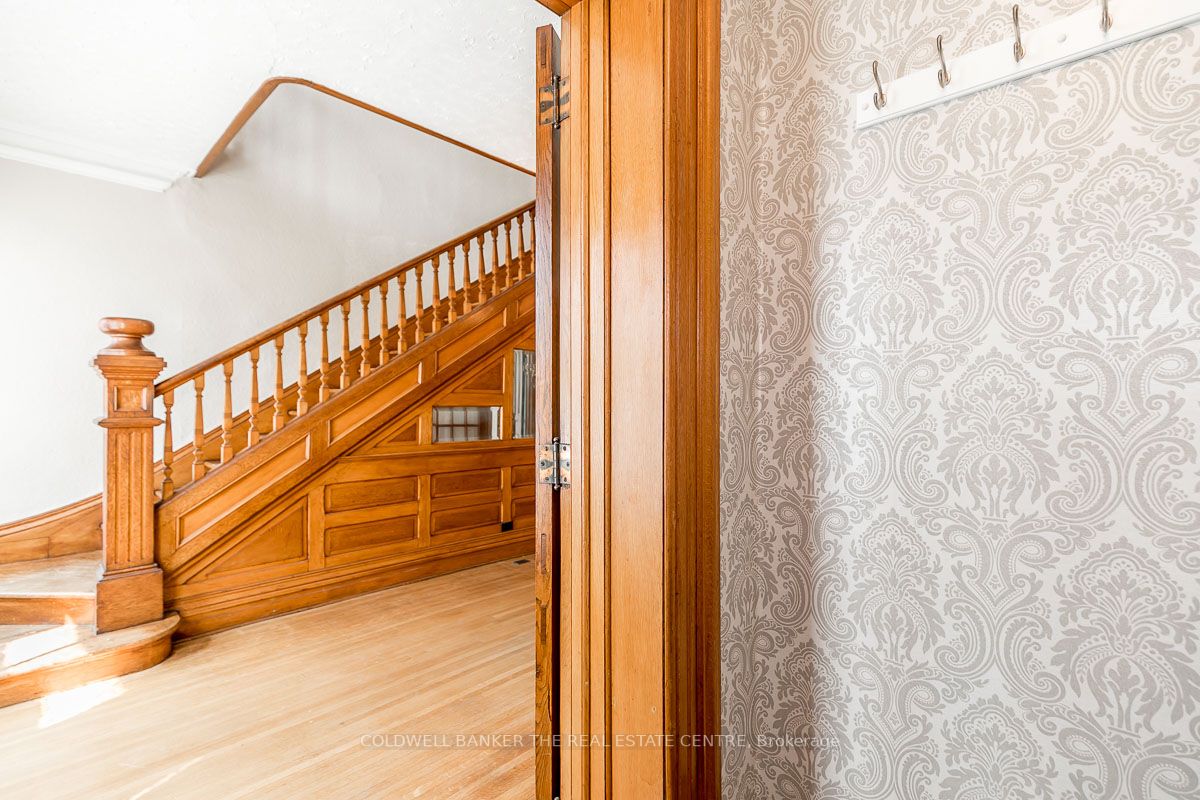 415 Davis Dr, #Upper