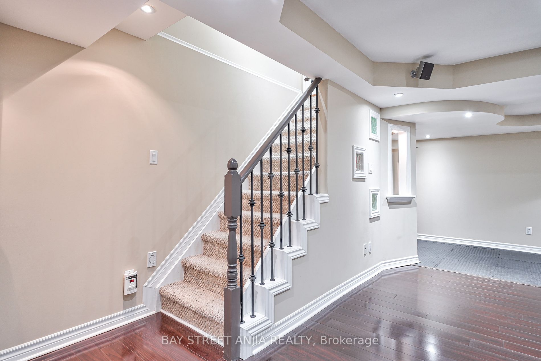 274 Fred Mclaren Blvd