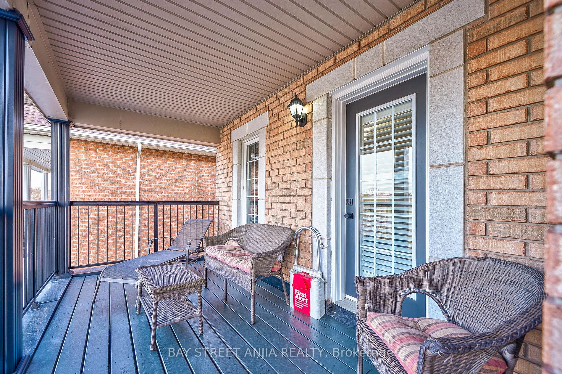 274 Fred Mclaren Blvd