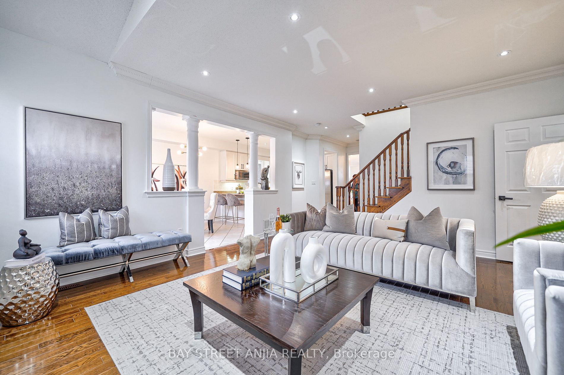 274 Fred Mclaren Blvd