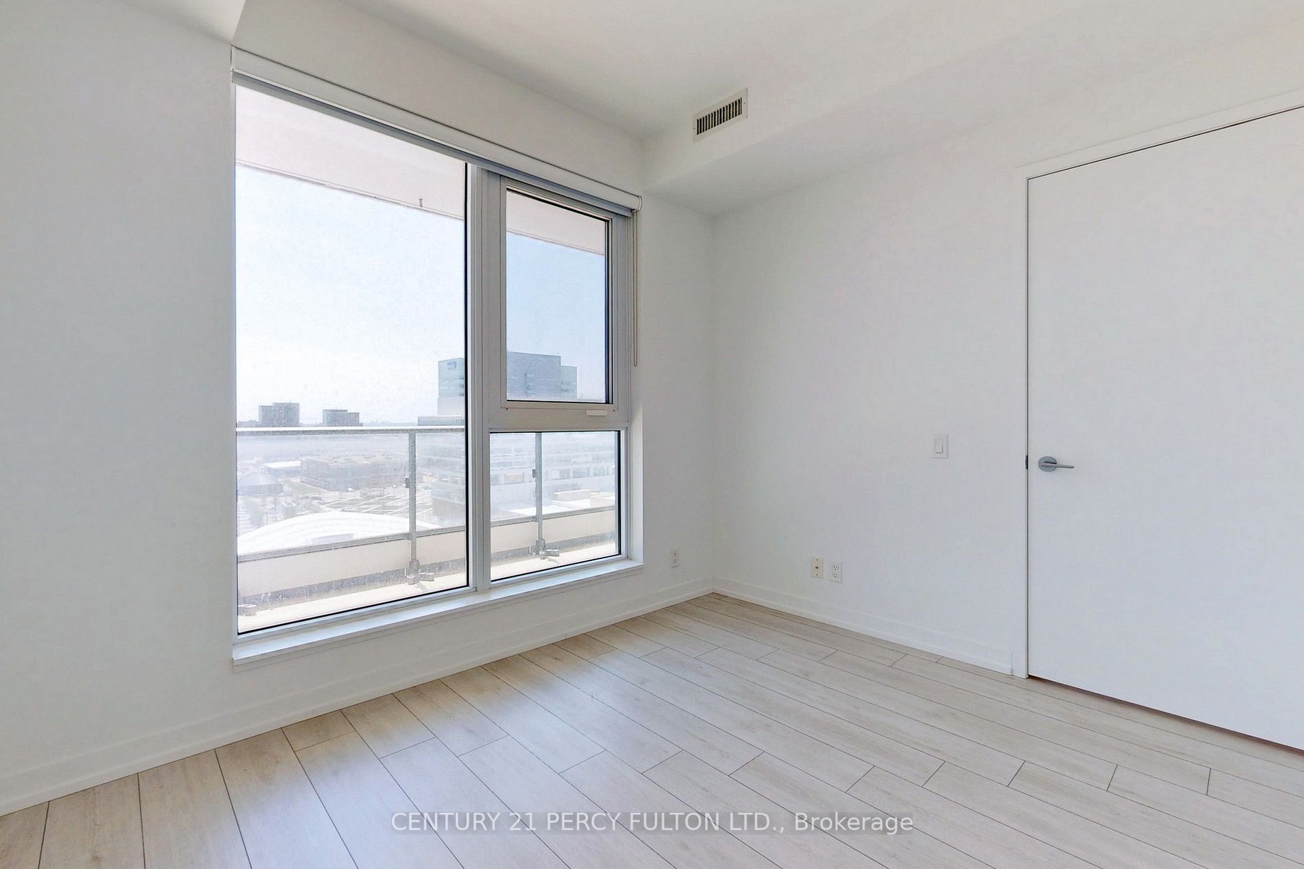 950 Portage Pkwy, #1208