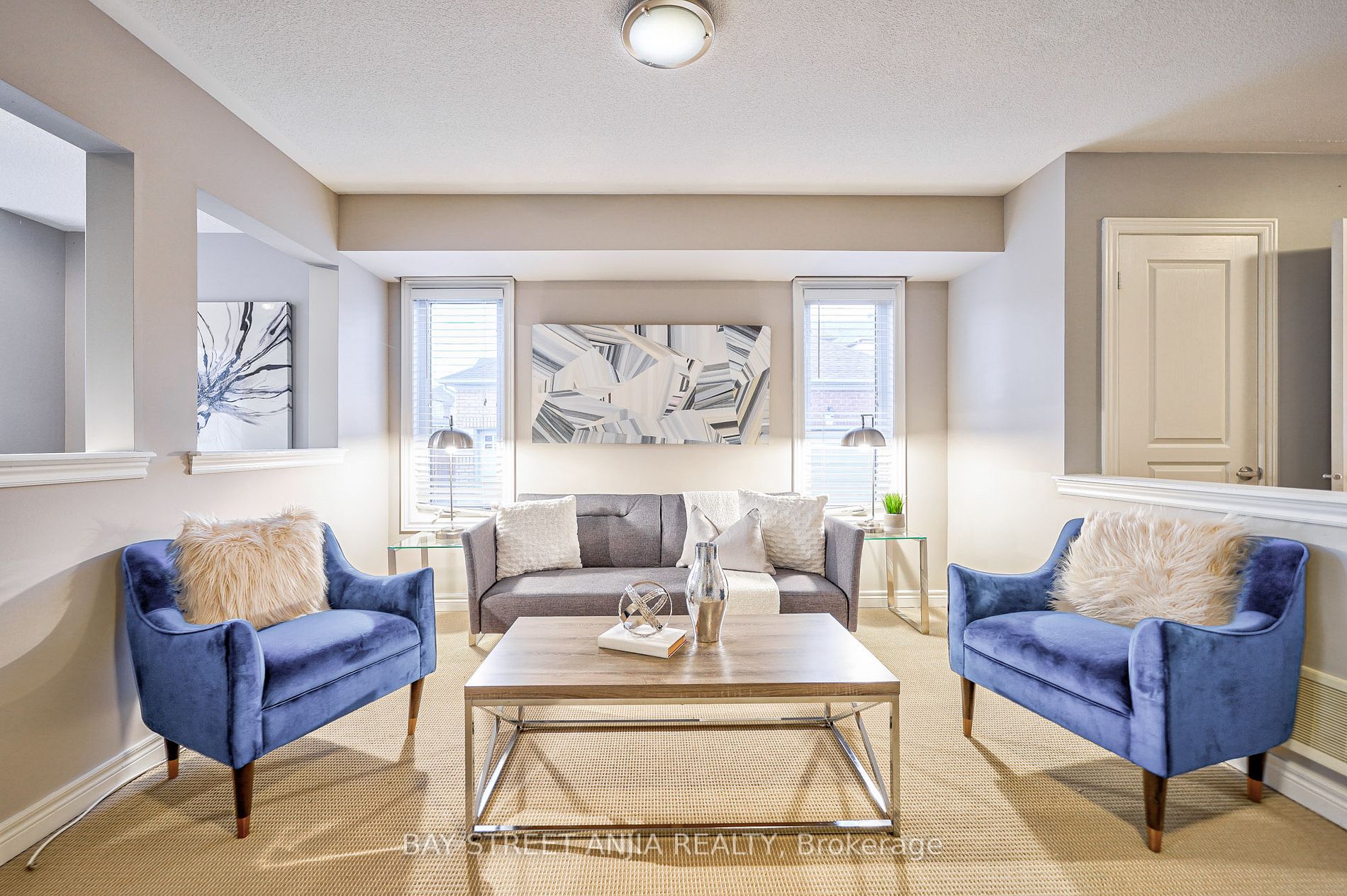 27 Rock Garden St
