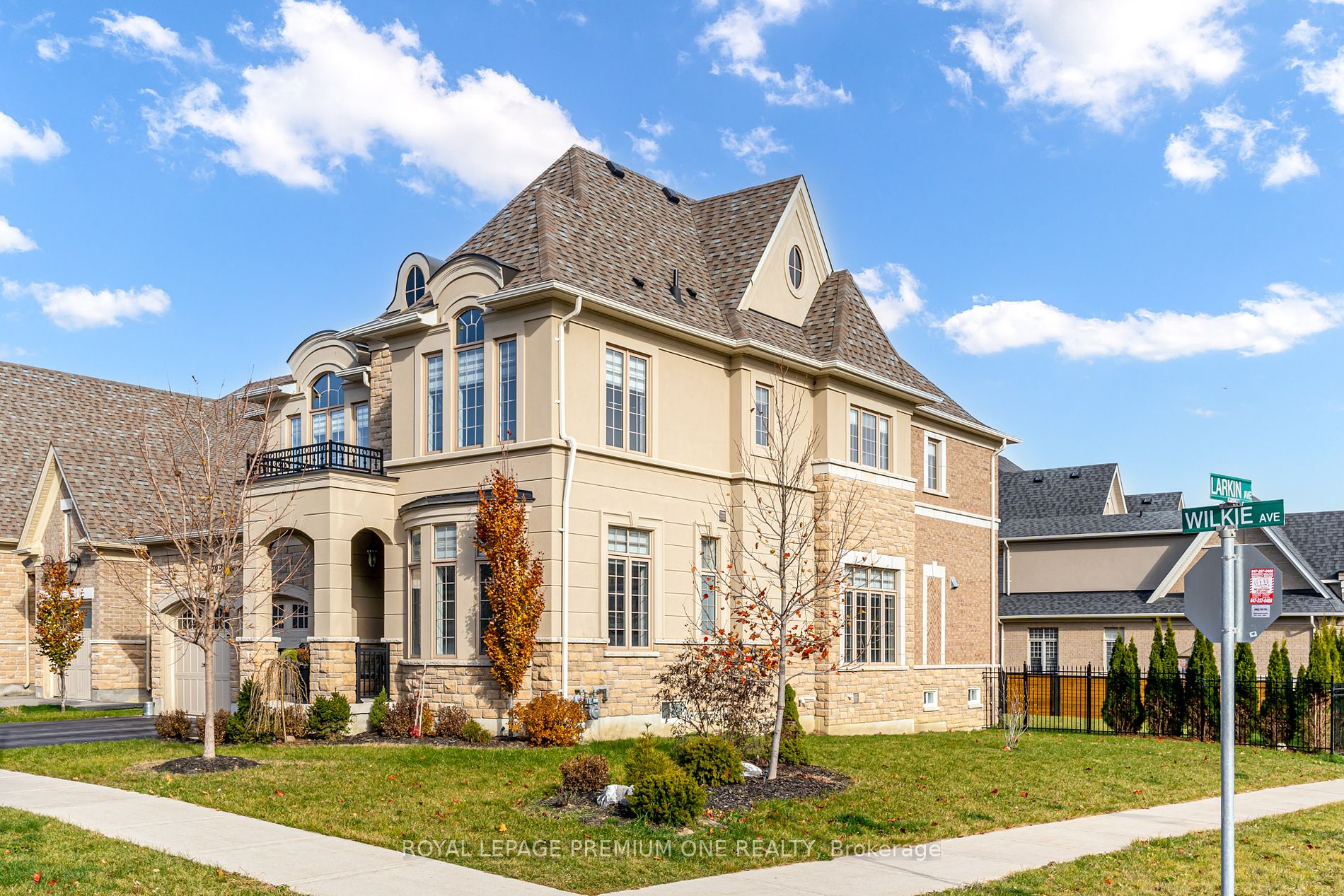 79 Wilkie Ave