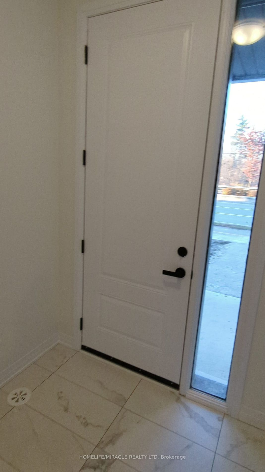 70 De La Roche Dr