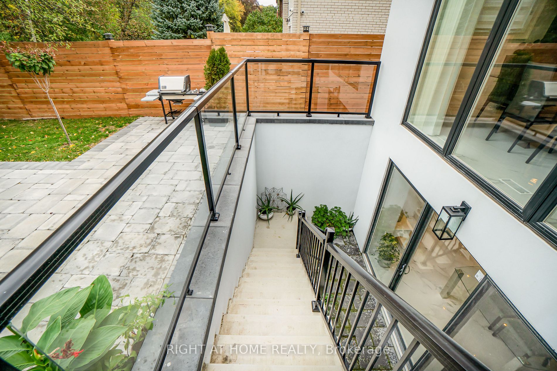 22 Pheasant Valley Crt