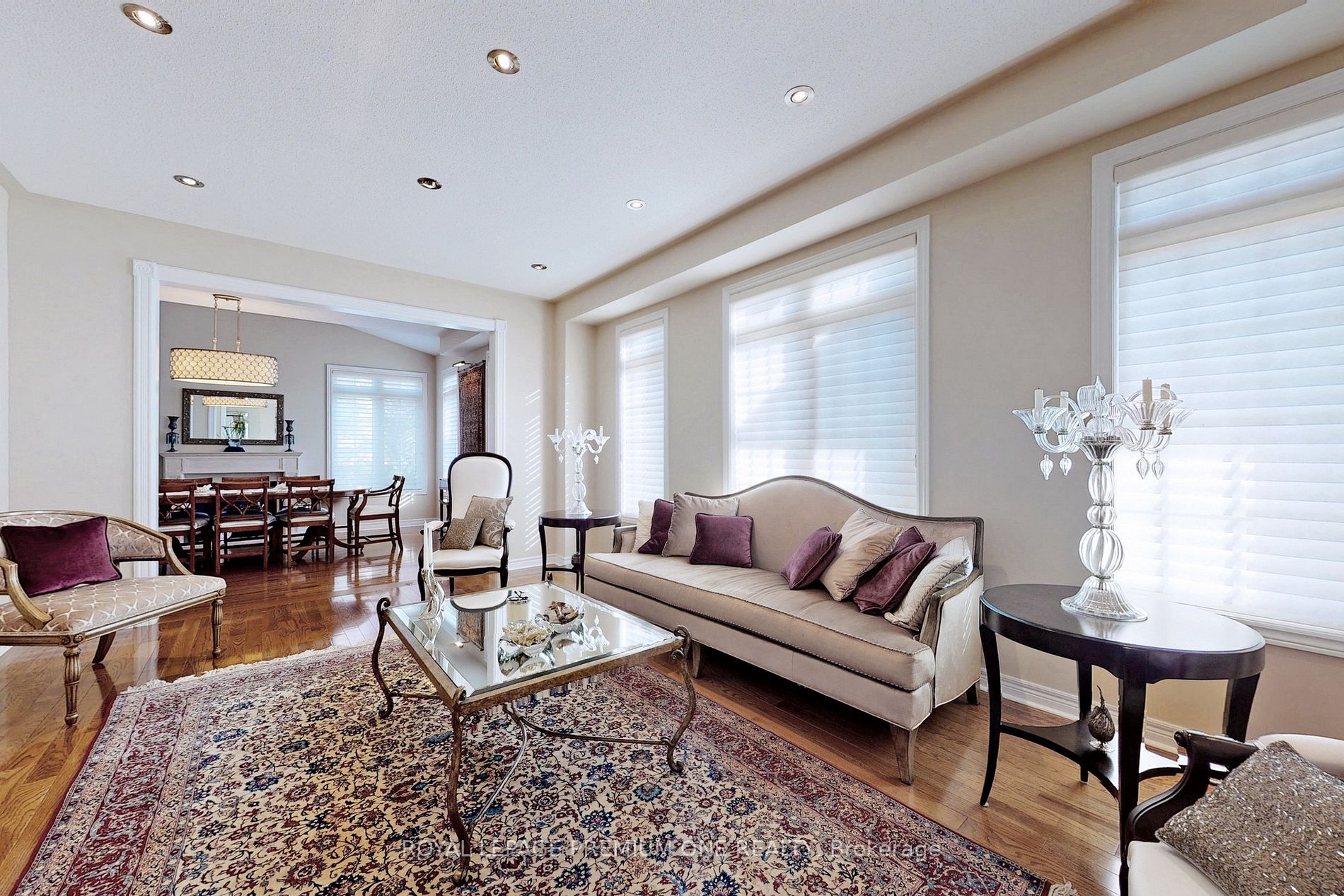266 Rivermill Cres