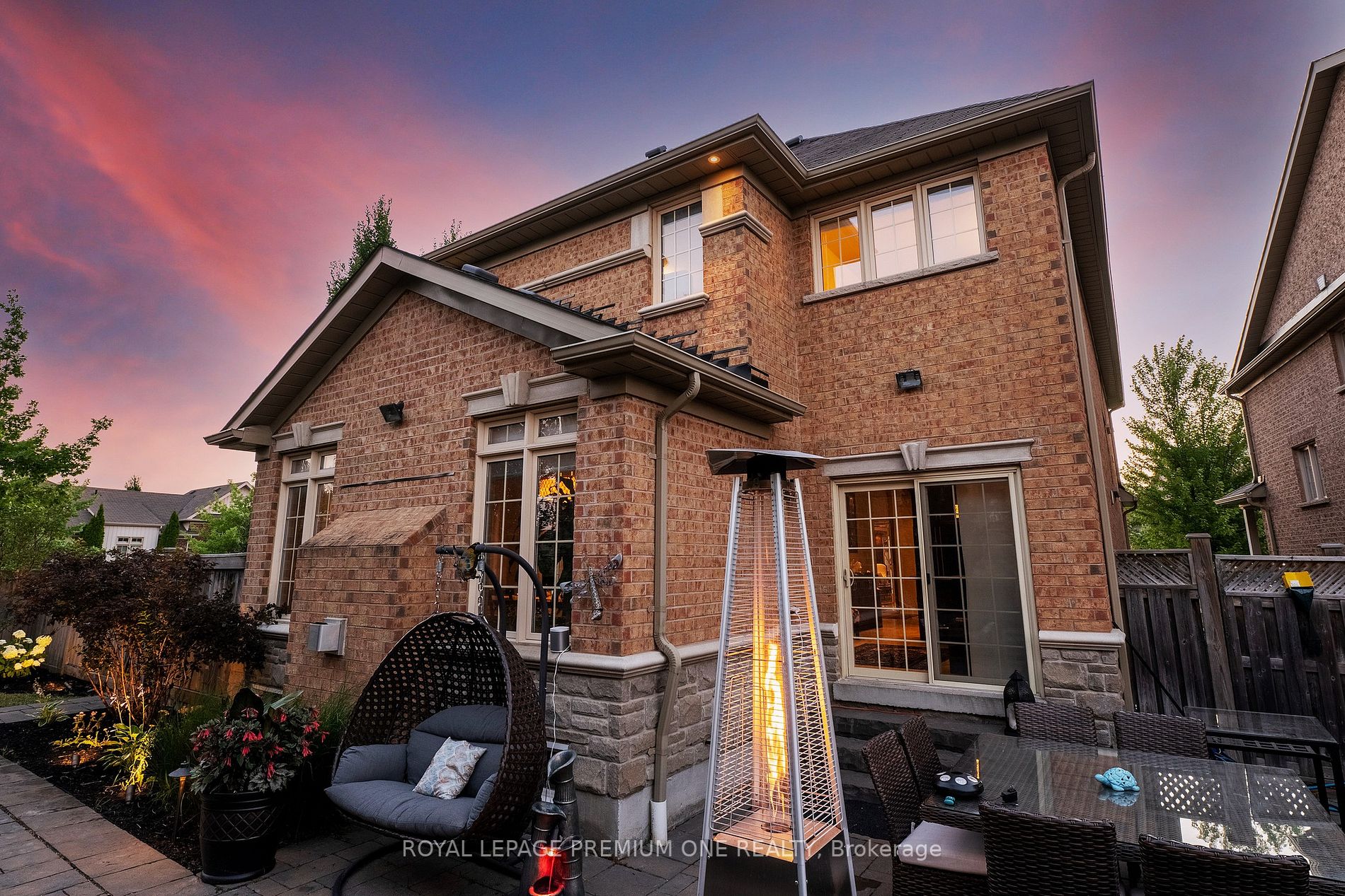 266 Rivermill Cres
