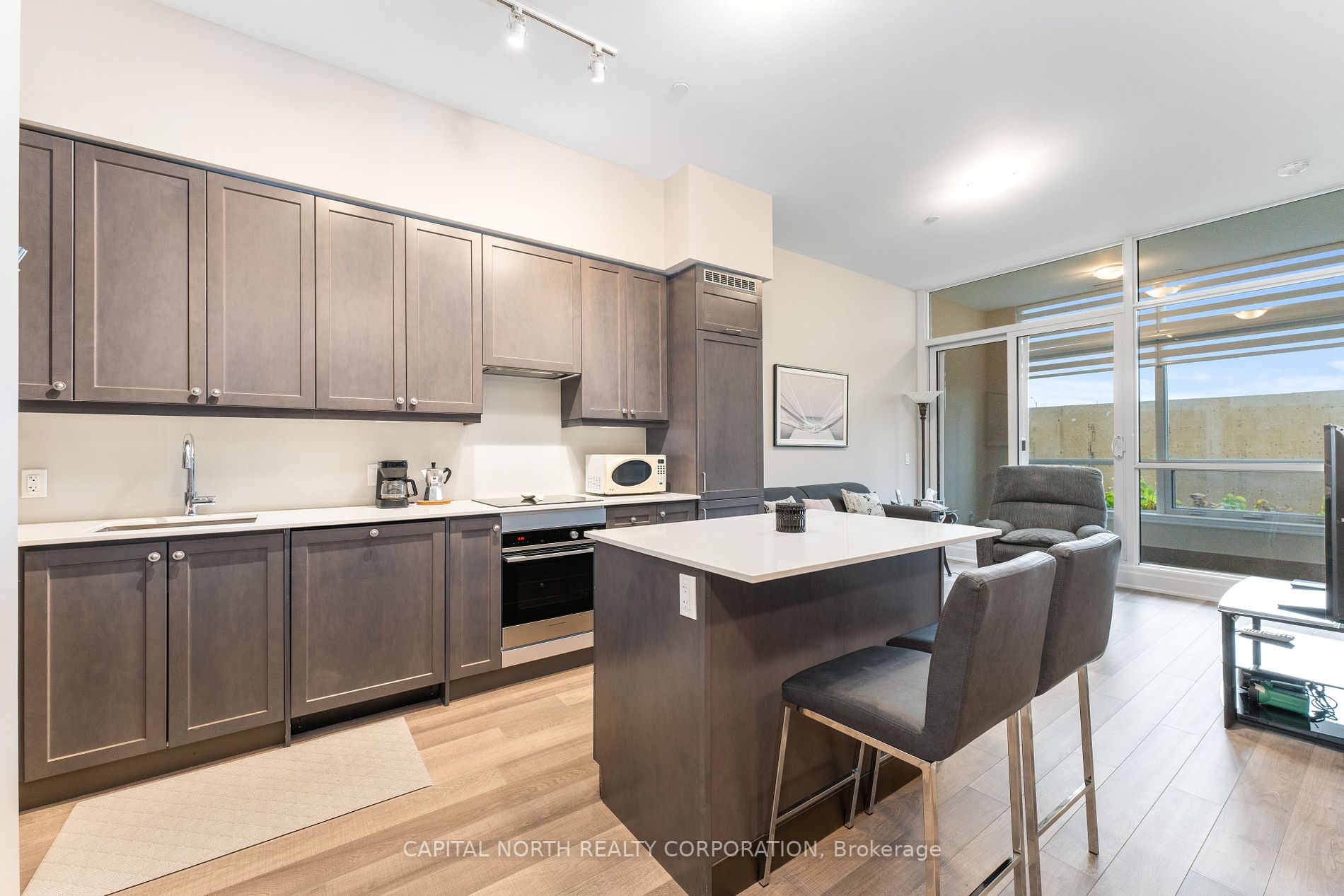 9085 Jane St, #119