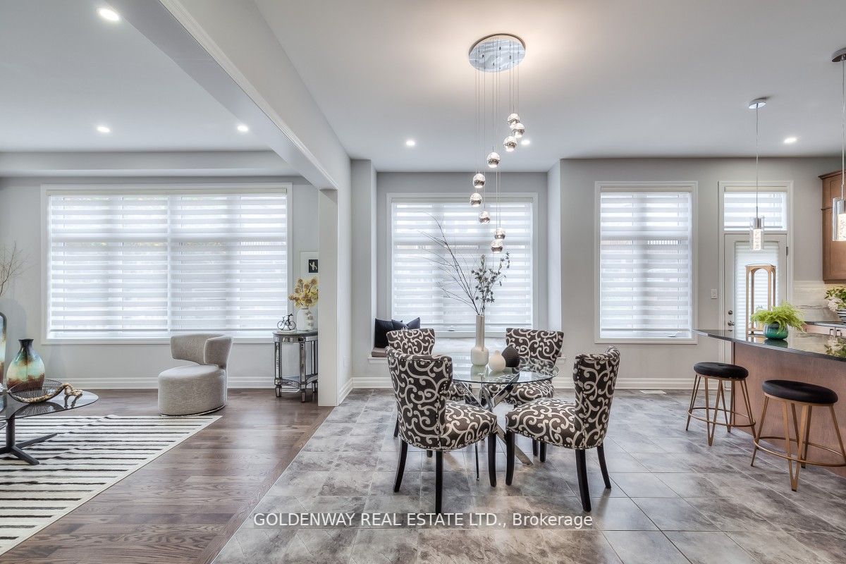 209 Degraaf Cres